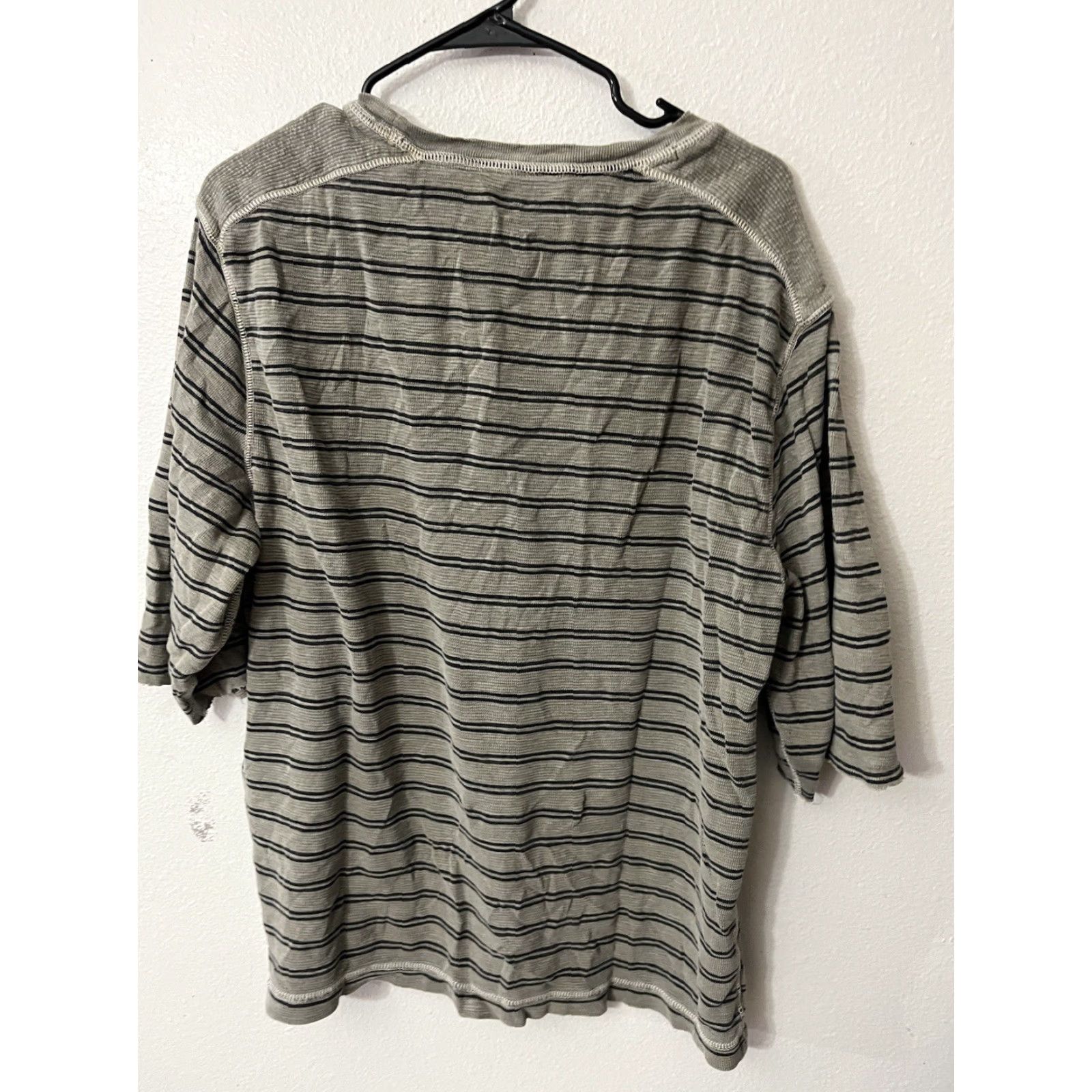 Vintage VINTAGE Calvin Klein Shirt Womens Short Sleeve Henley Striped Gray Tee 2XL L Twill Pocket Tee Tshirt Size L / US 10 / IT 46 - 2 Thumbnail
