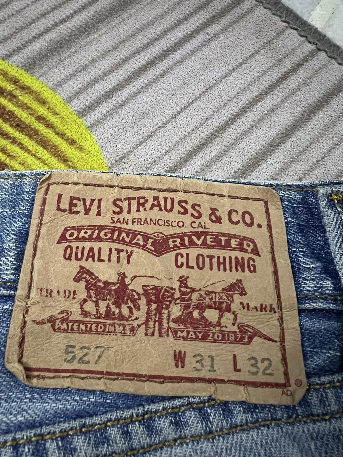 Levi's VINTAGE LEVIS 527 LOW BOOTCUT LIGHT WASH VERY RARE Size US 30 / EU 46 - 15 Thumbnail