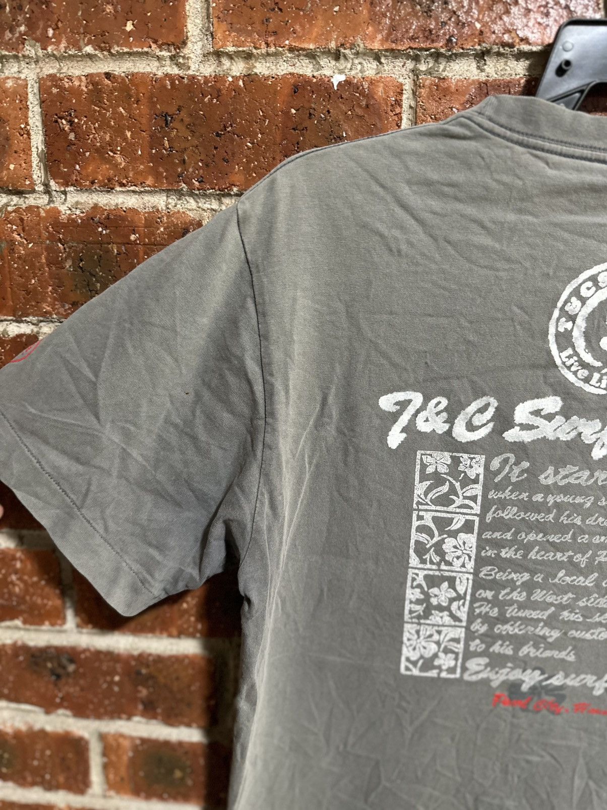 Vintage Thrashed Vintage T&C Surf Design Sun Faded Tee Size US M / EU 48-50 / 2 - 10 Thumbnail