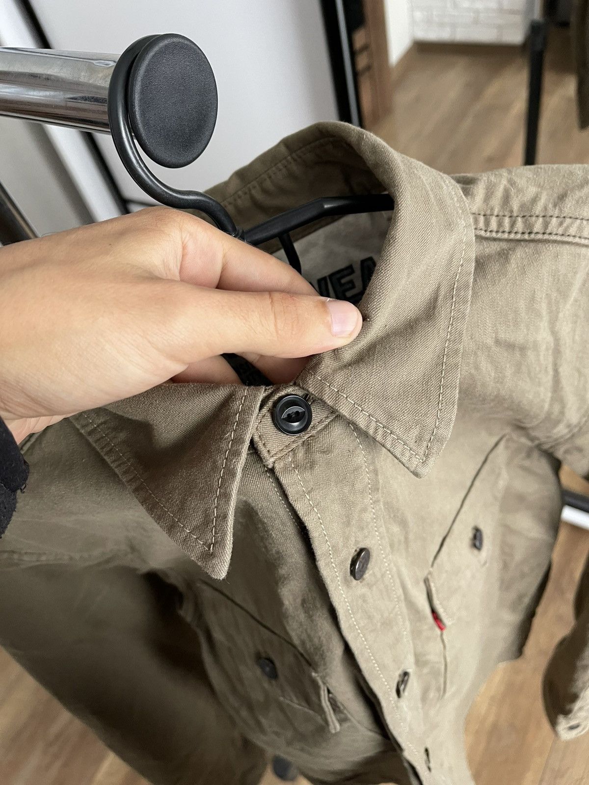 UES Clothing UES Clothing Japan Travel Wear Shirt Button Up Size US L / EU 52-54 / 3 - 7 Thumbnail