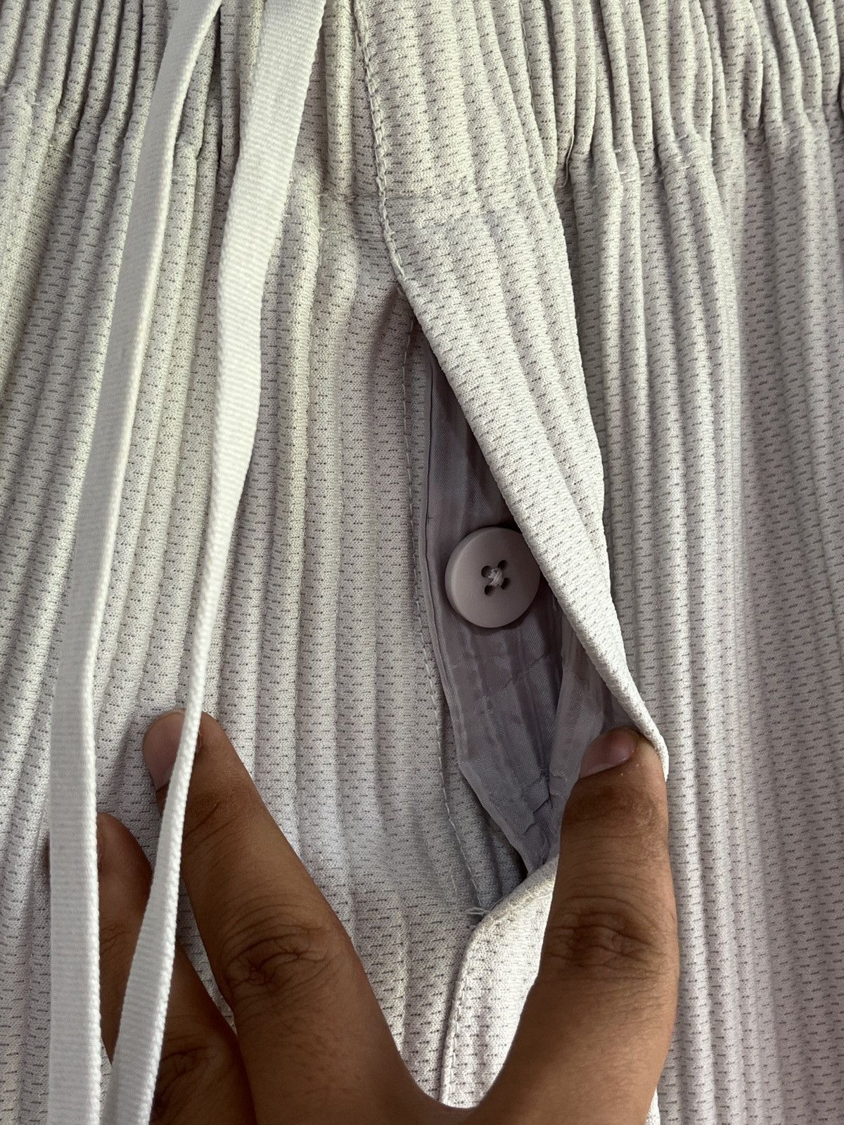 Homme Plisse Issey Miyake Basics Trousers Size US 30 / EU 46 - 9 Thumbnail