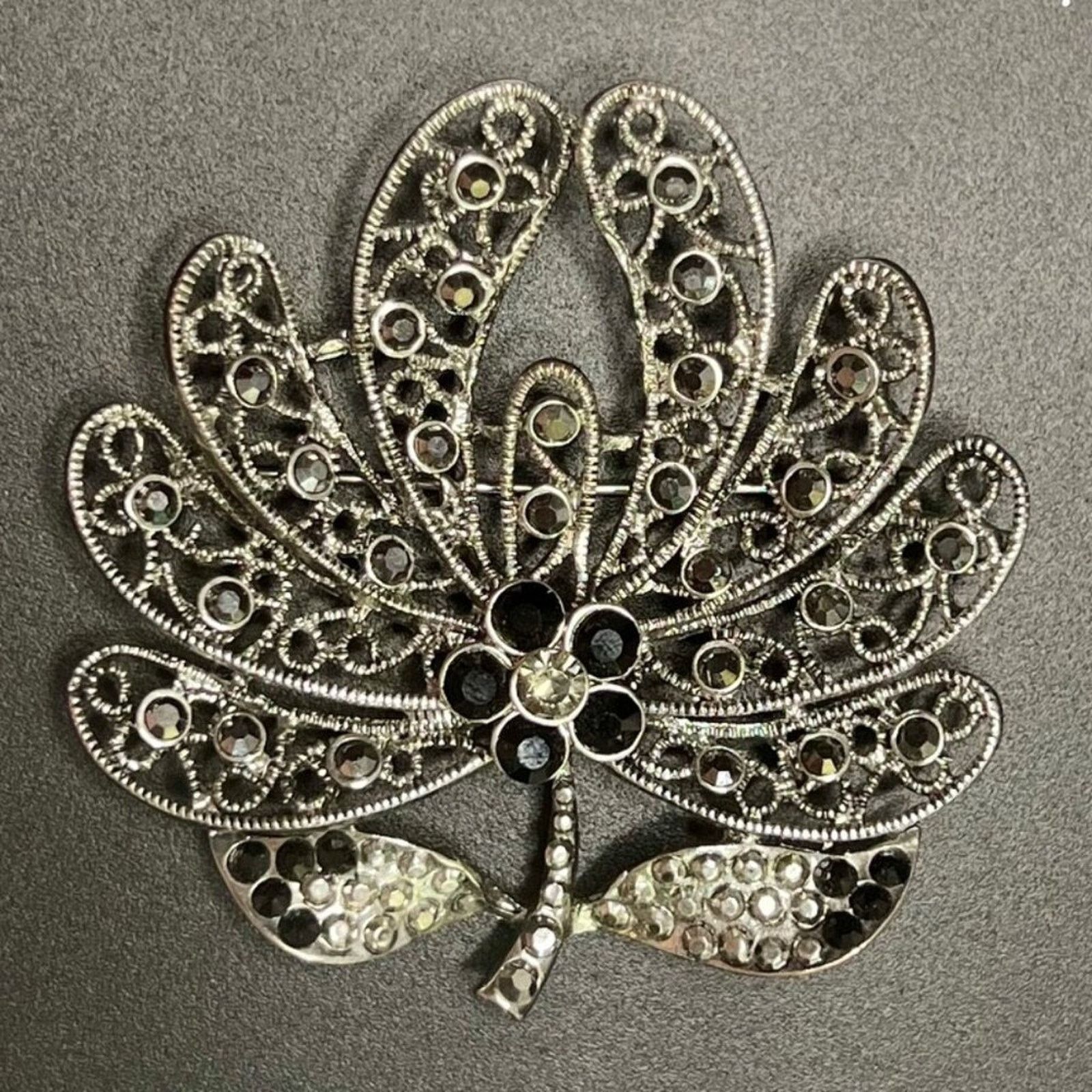 & Other Stories Silvertone, Black Rhinestone, Fan Leaf Brooch pin Size ONE SIZE - 1 Preview