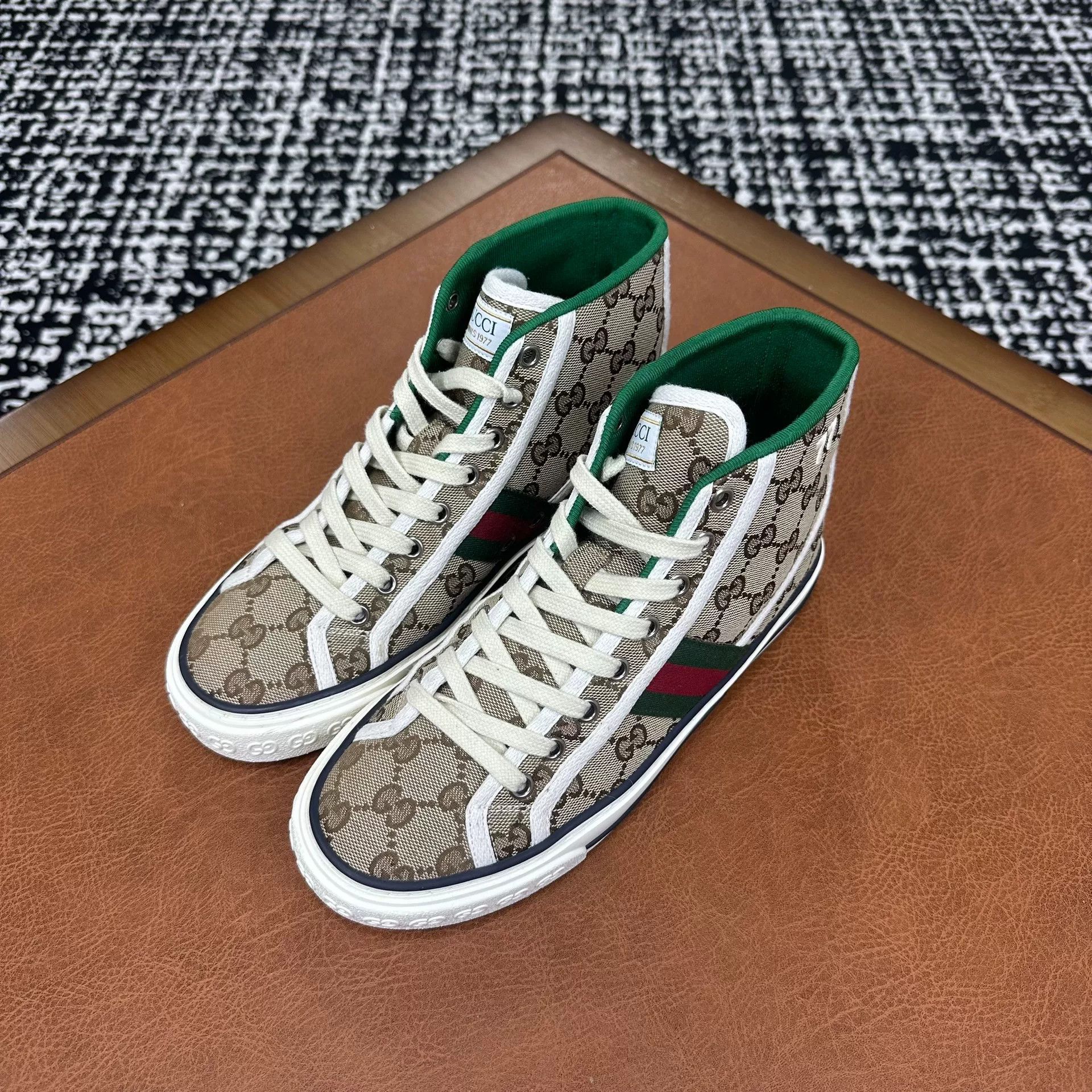 Gucci Gucci Hitop Sneakers it_36 Women Size US 6 / IT 36 - 1 Thumbnail