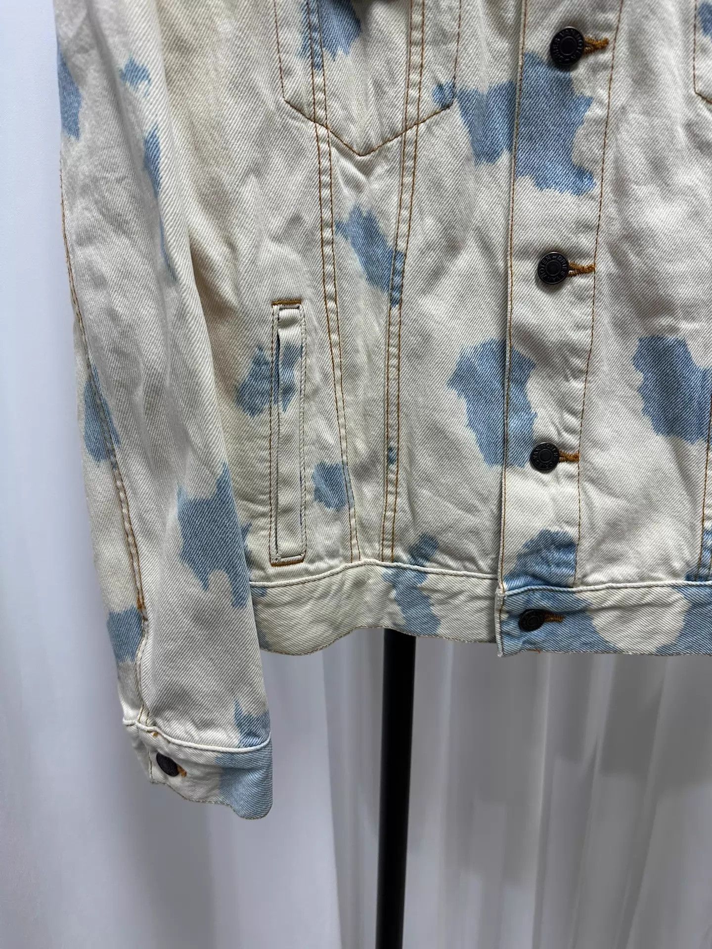 Dries Van Noten Dries Van Noten White Cloud Denim Jacket M Size US M / EU 48-50 / 2 - 3 Thumbnail