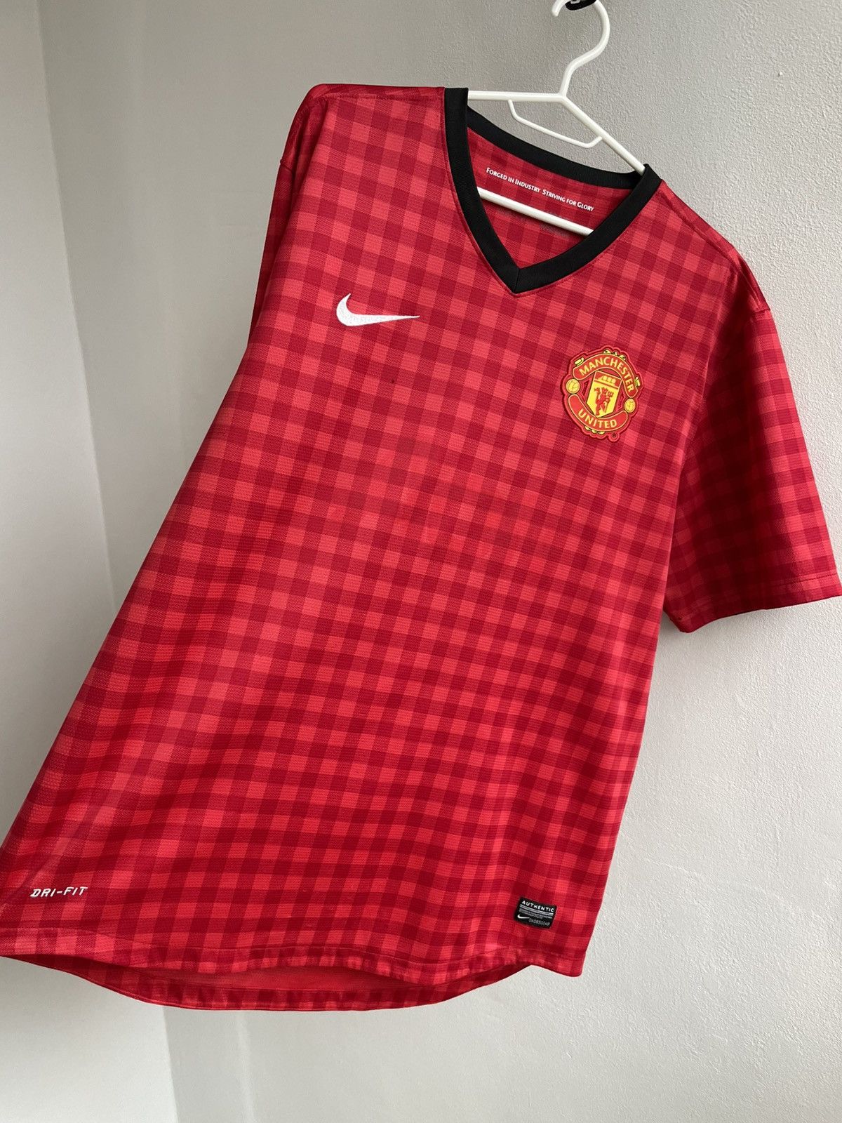 Nike MANCHESTER UNITED 2012 2013 HOME FOOTBAL SHIRT SOCCER JERSEY Size US XL / EU 56 / 4 - 7 Thumbnail