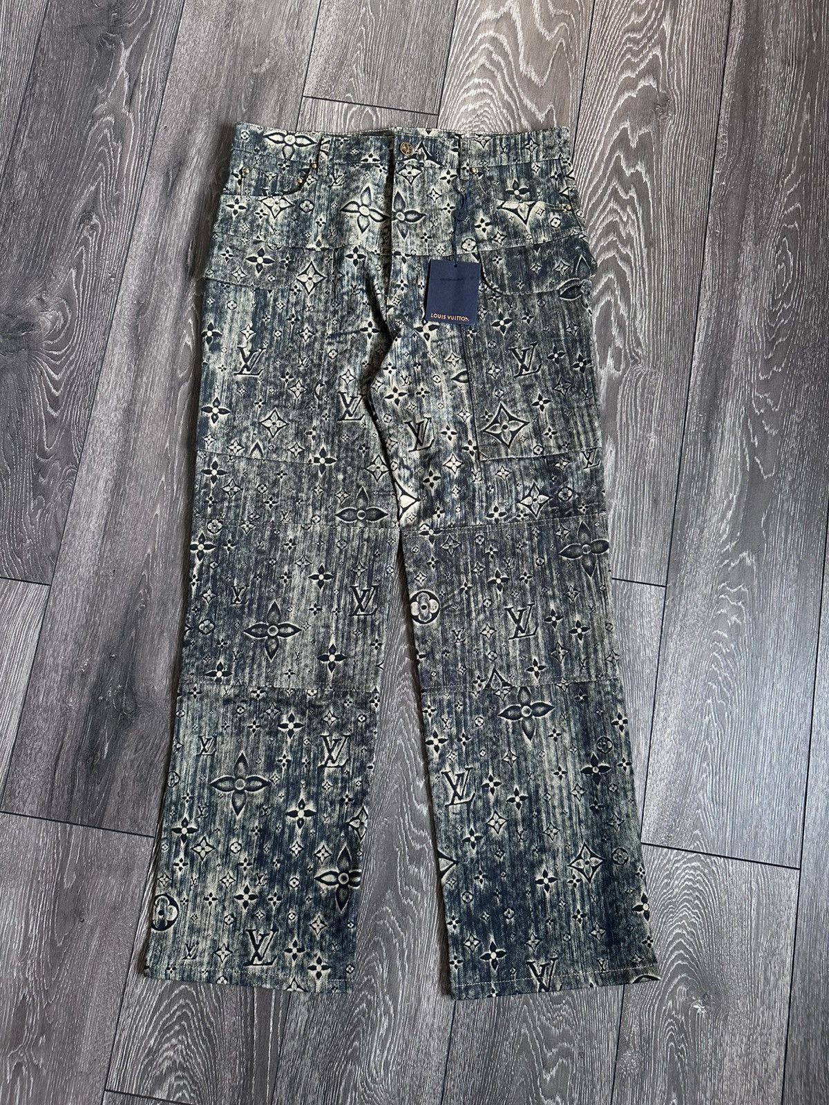 Louis Vuitton louis vuitton dark blue star monogram cargo pants new Size US 32 / EU 48 - 1 Thumbnail