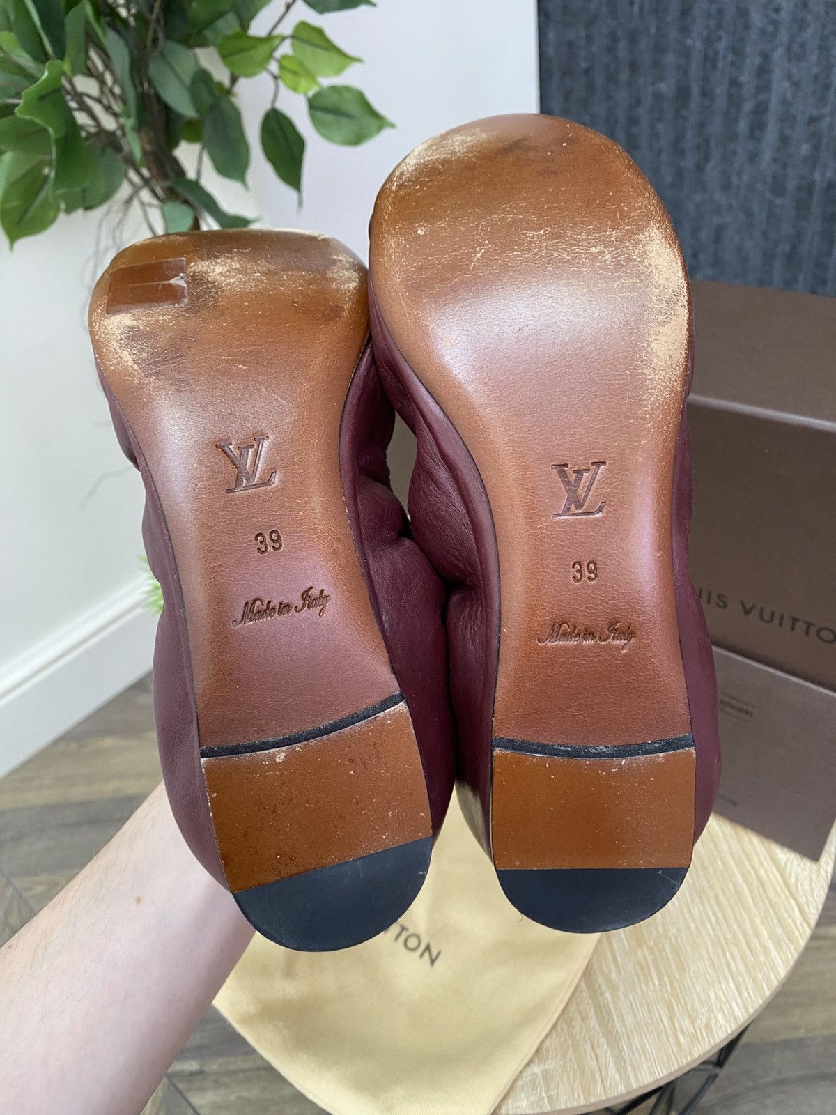 Louis Vuitton Vintage Louis Vuitton Maroon Leather Reptile Ballet Flats Size US 9 / IT 39 - 17 Thumbnail