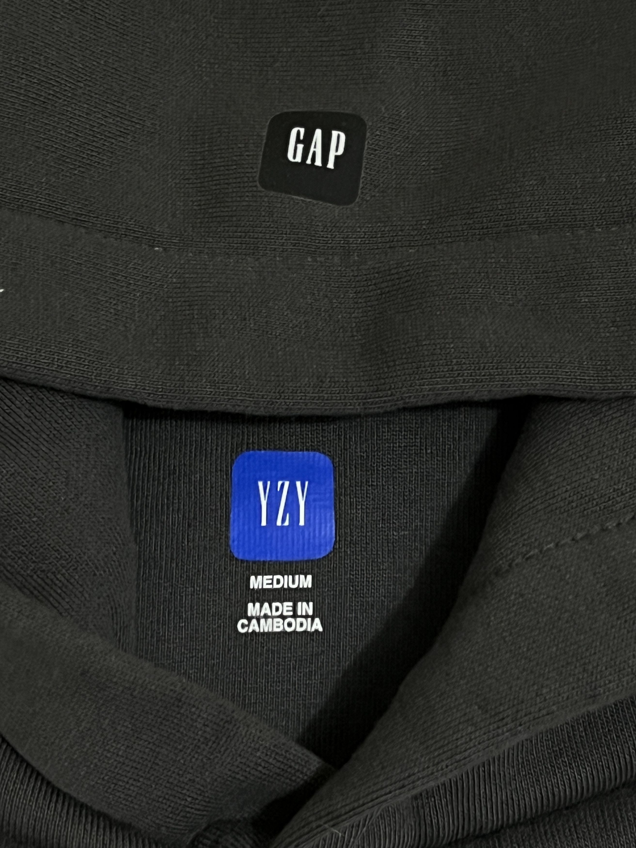 Balenciaga × Gap × Yeezy Shrunken Logo Hoodie Black Size US M / EU 48-50 / 2 - 3 Thumbnail