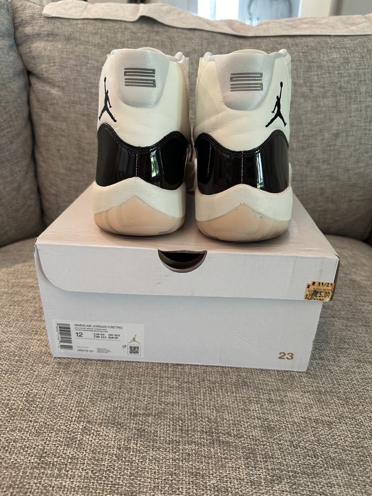 Jordan Brand (Men’s Size 10.5) Jordan 11 Retro Neapolitan Size US 12 / IT 42 - 4 Thumbnail