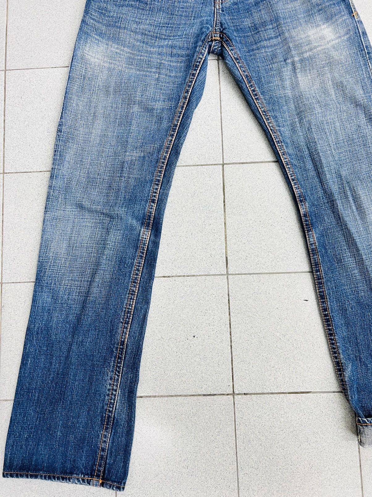Japanese Brand × Uniqlo RARE Uniqlo UJ Distressed Selvedge Jeans Size US 30 / EU 46 - 8 Thumbnail