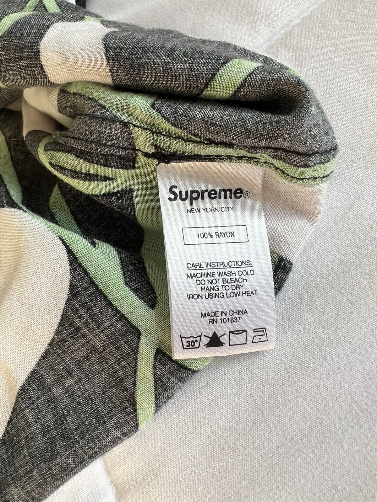 Supreme Lily Rayon Size US S / EU 44-46 / 1 - 4 Thumbnail