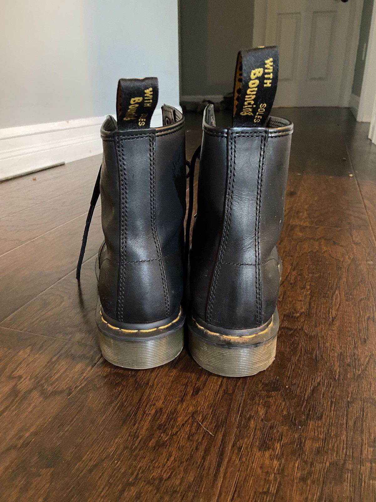 Dr. Martens Dr Martens black leather boots Size US 9 / EU 42 - 3 Thumbnail