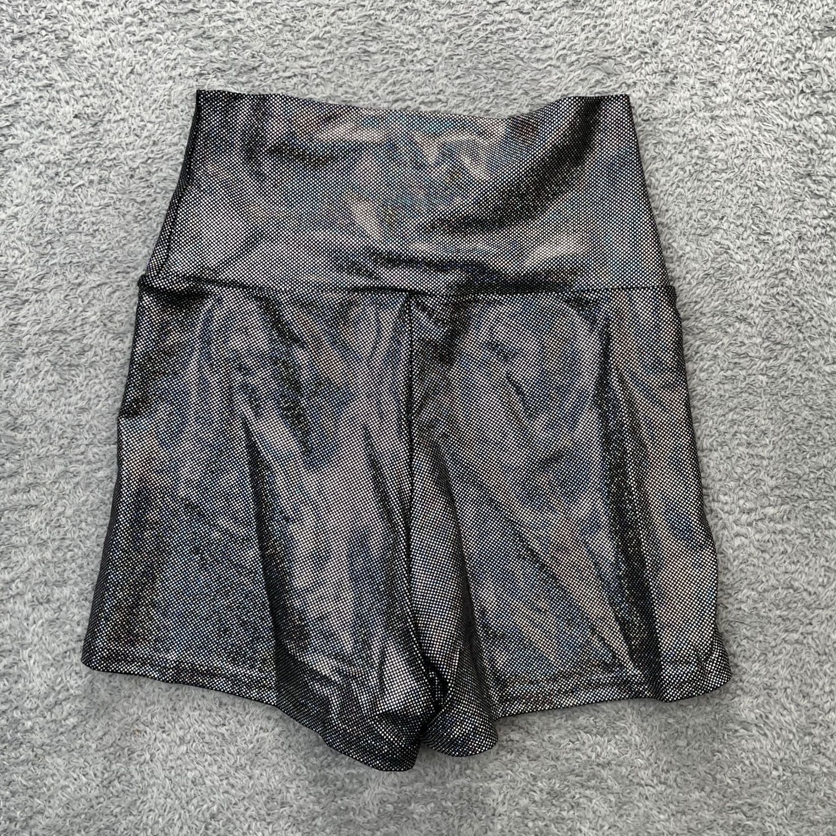 American Apparel VINTAGE American Apparel Shorts Womens Medium Black Holographic High Waisted Stretch Size 42" / US 20 - 2 Thumbnail
