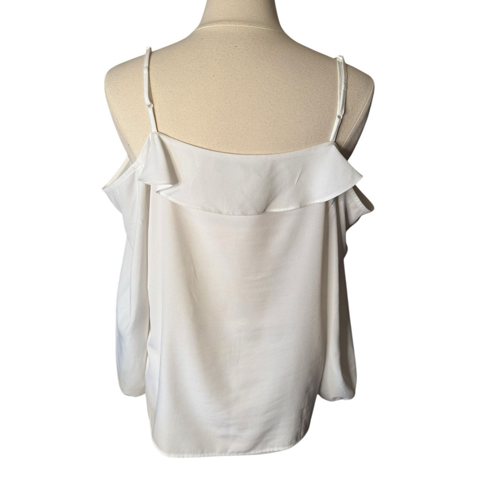 Other Collective Concepts Cold Shoulder Flutter Blouse White Size XL / US 12-14 / IT 48-50 - 6 Thumbnail