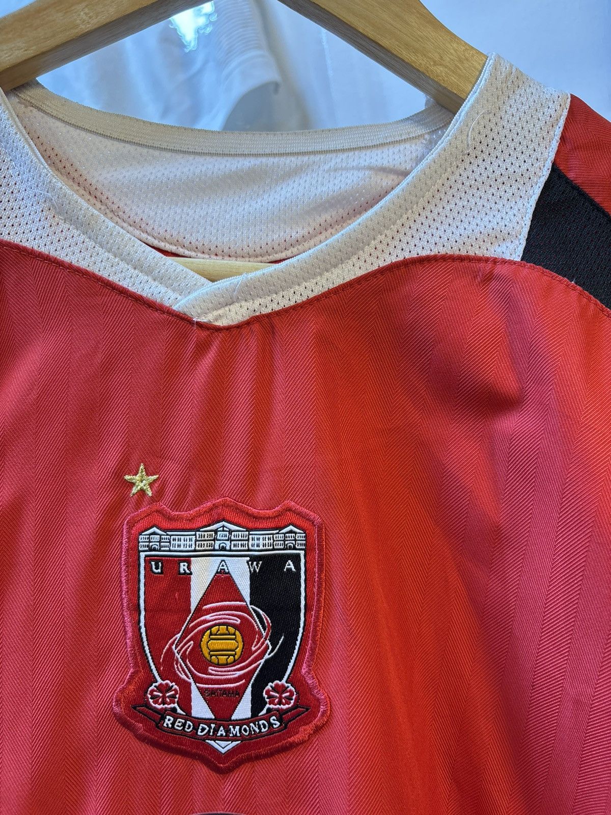 Nike Vintage 2006 Urawa Red Diamonds Home Kit Size US XL / EU 56 / 4 - 9 Thumbnail