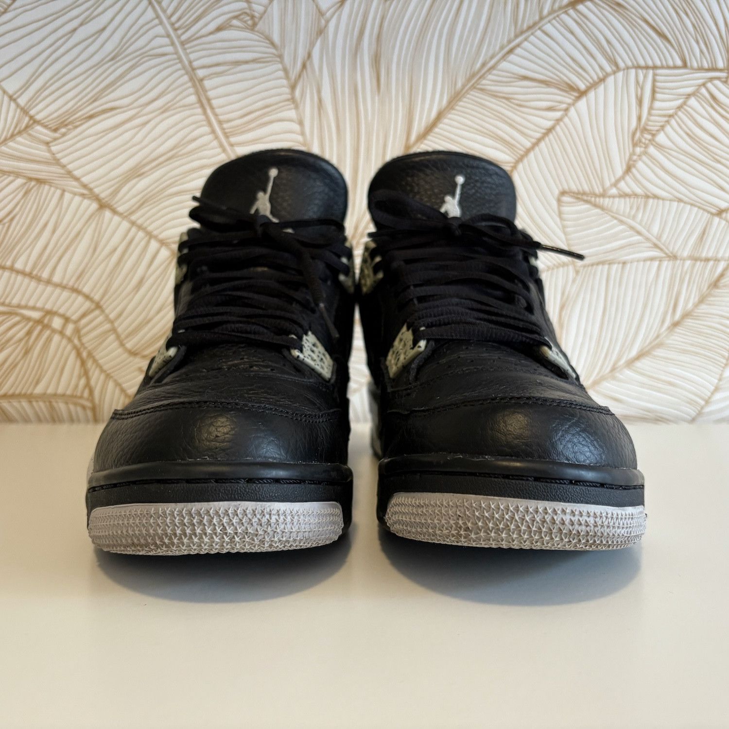 Jordan Brand Jordan 4 Retro Oreo Size US 9.5 / EU 42-43 - 2 Thumbnail