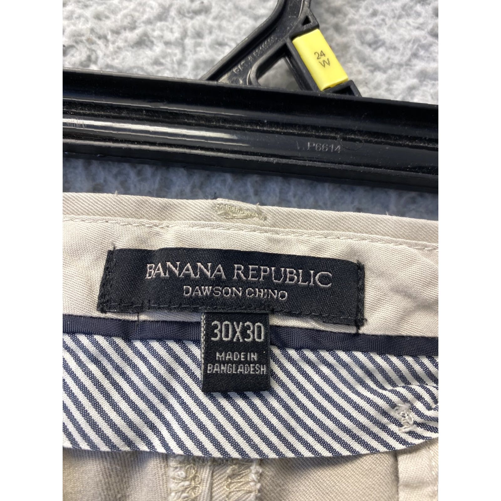 Banana Republic BANANA REPUBLIC Athletic Fit Chino Pants Mens 30x30 Tan Slimming Regular Cotton Blend Size US 30 / EU 46 - 8 Thumbnail