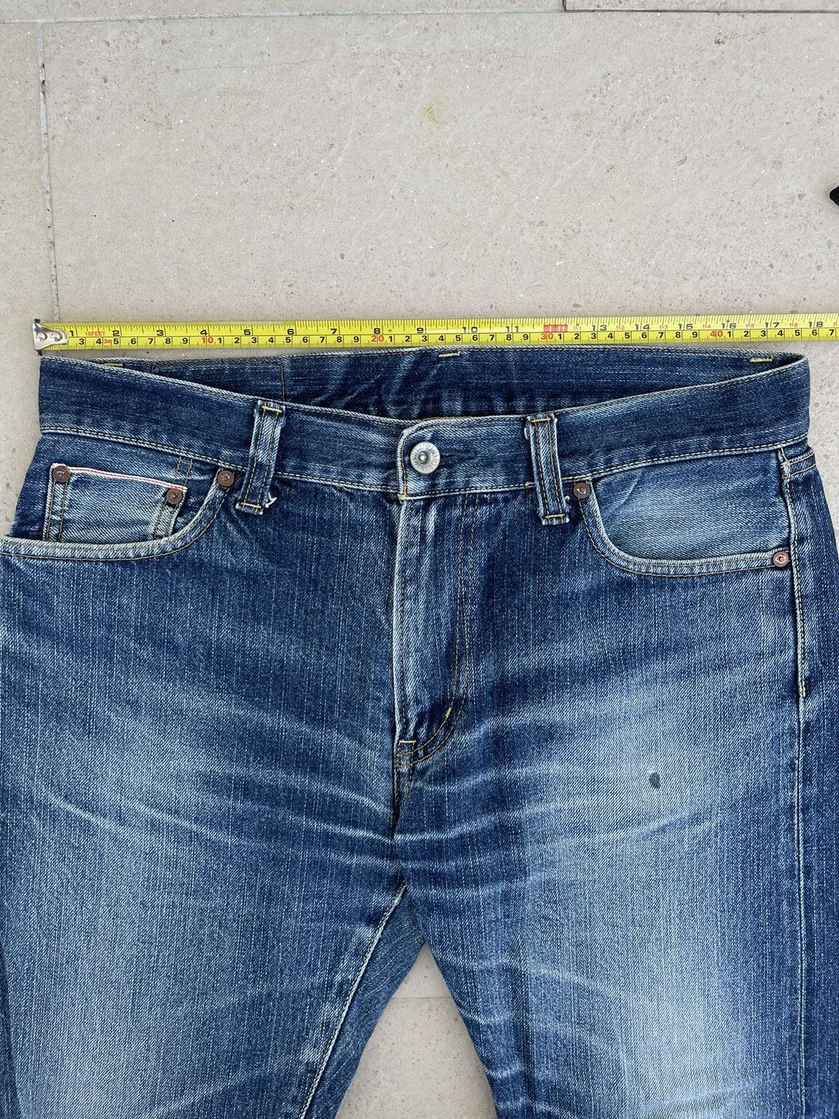 Japanese Brand × Jean × Uniqlo 🔥 Uniqlo Distressed Denim Selvedge Vintage W35🔥 Size US 35 - 6 Thumbnail