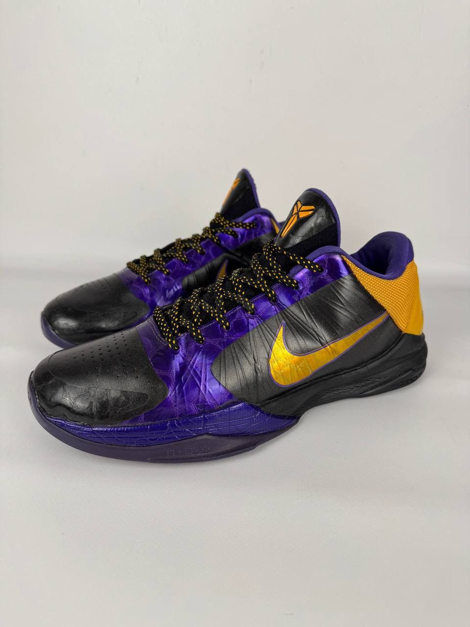 Nike Nike Kobe 5 Og Lakers Away 2010 Size US 11.5 / EU 44-45 - 1 Thumbnail