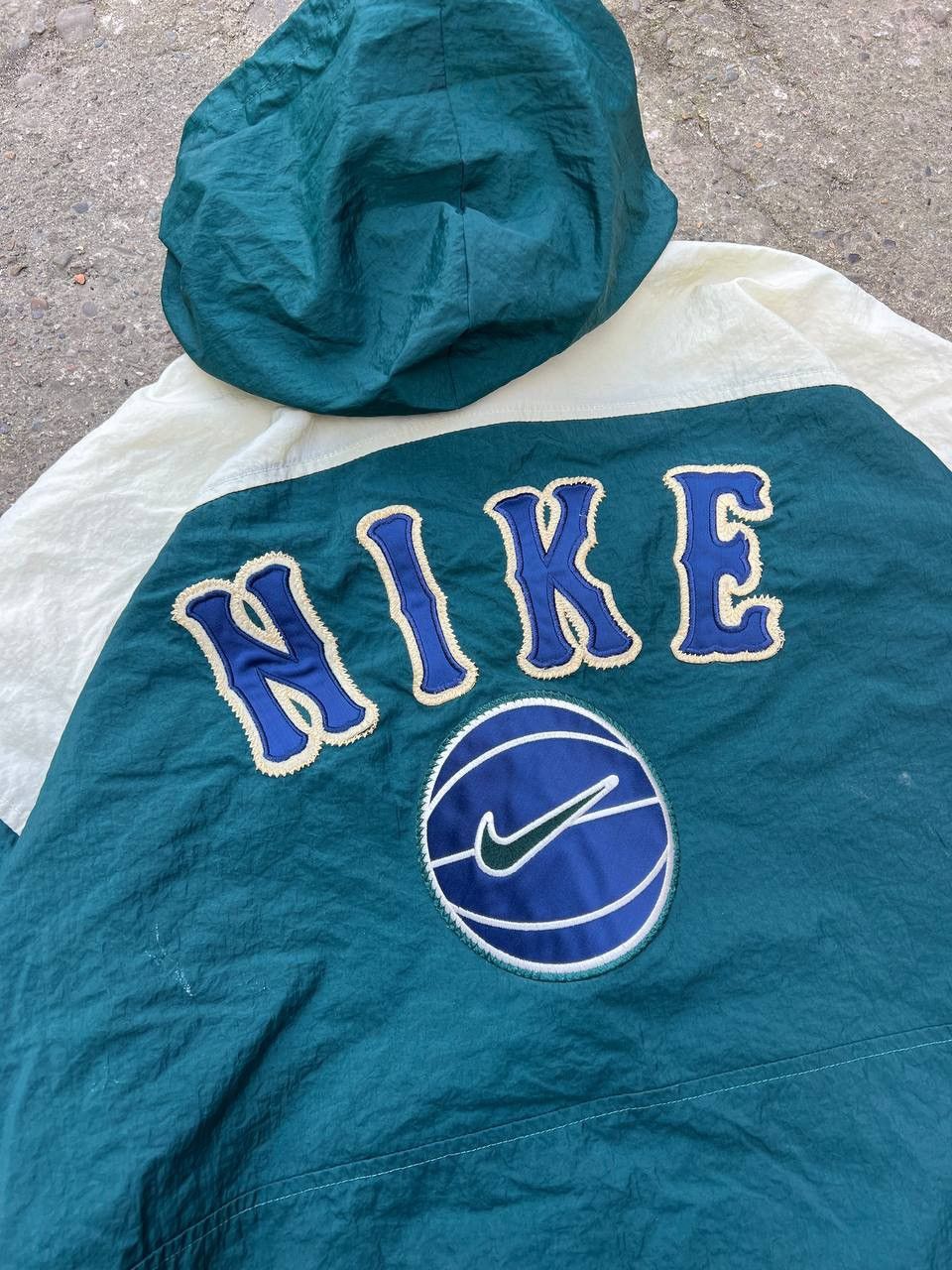 Other Nike 90s big swoosh nylon vintage jacket Size US L / EU 52-54 / 3 - 14 Thumbnail