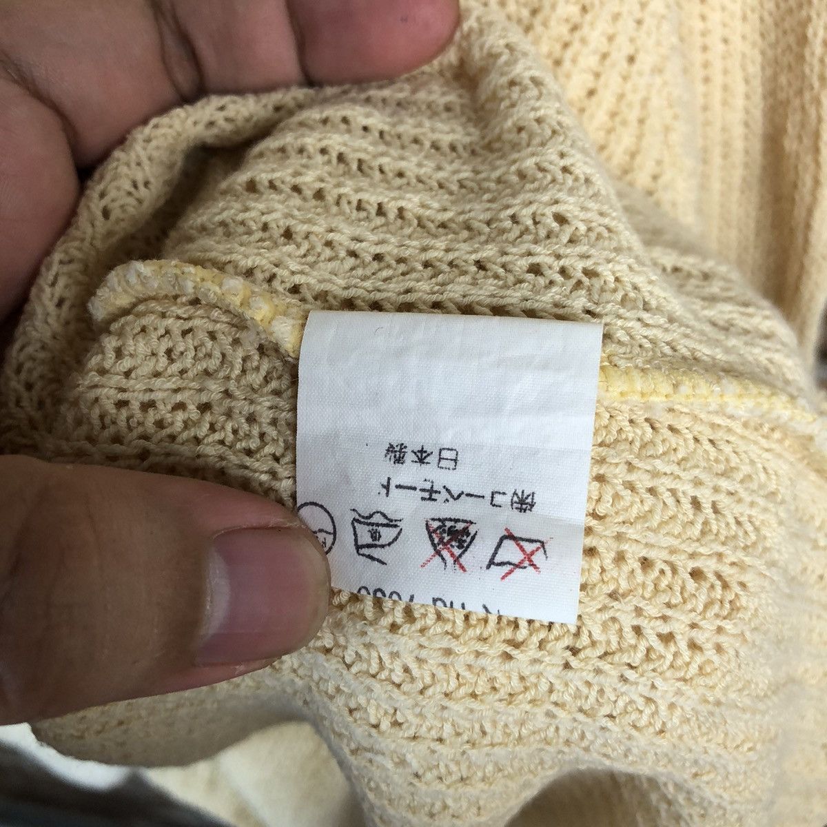 Vintage DL Komo Yellow vintage Knitwear #C565 Size L / US 10 / IT 46 - 11 Thumbnail