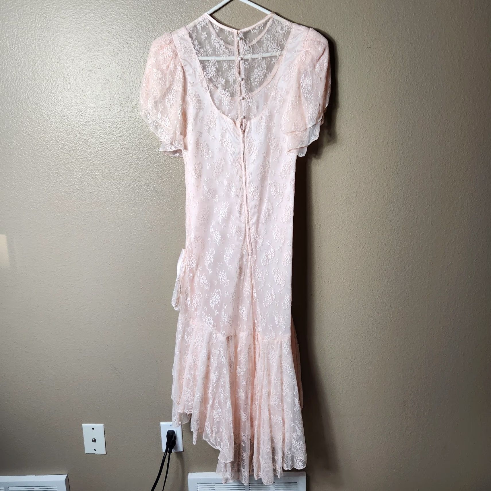Vintage VINTAGE Susan Roselli for Vijack Womens VTG 80s Pastel Pink Lace Midi Dress Asymmetrical Hem VTG 13/14 M/L Pink Eveningwear 1980s Womens Dress Size M / US 6-8 / IT 42-44 - 5 Thumbnail