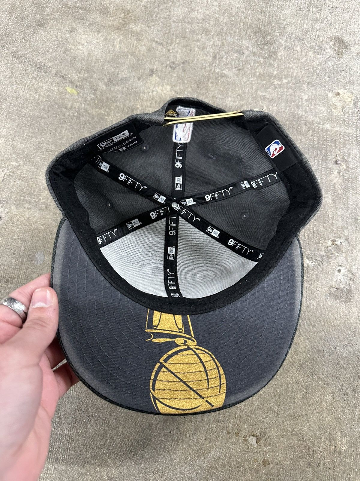 NBA × New Era × Vintage New Era 2018 Golden State Warriors Champs Snapback NBA Size ONE SIZE - 5 Thumbnail
