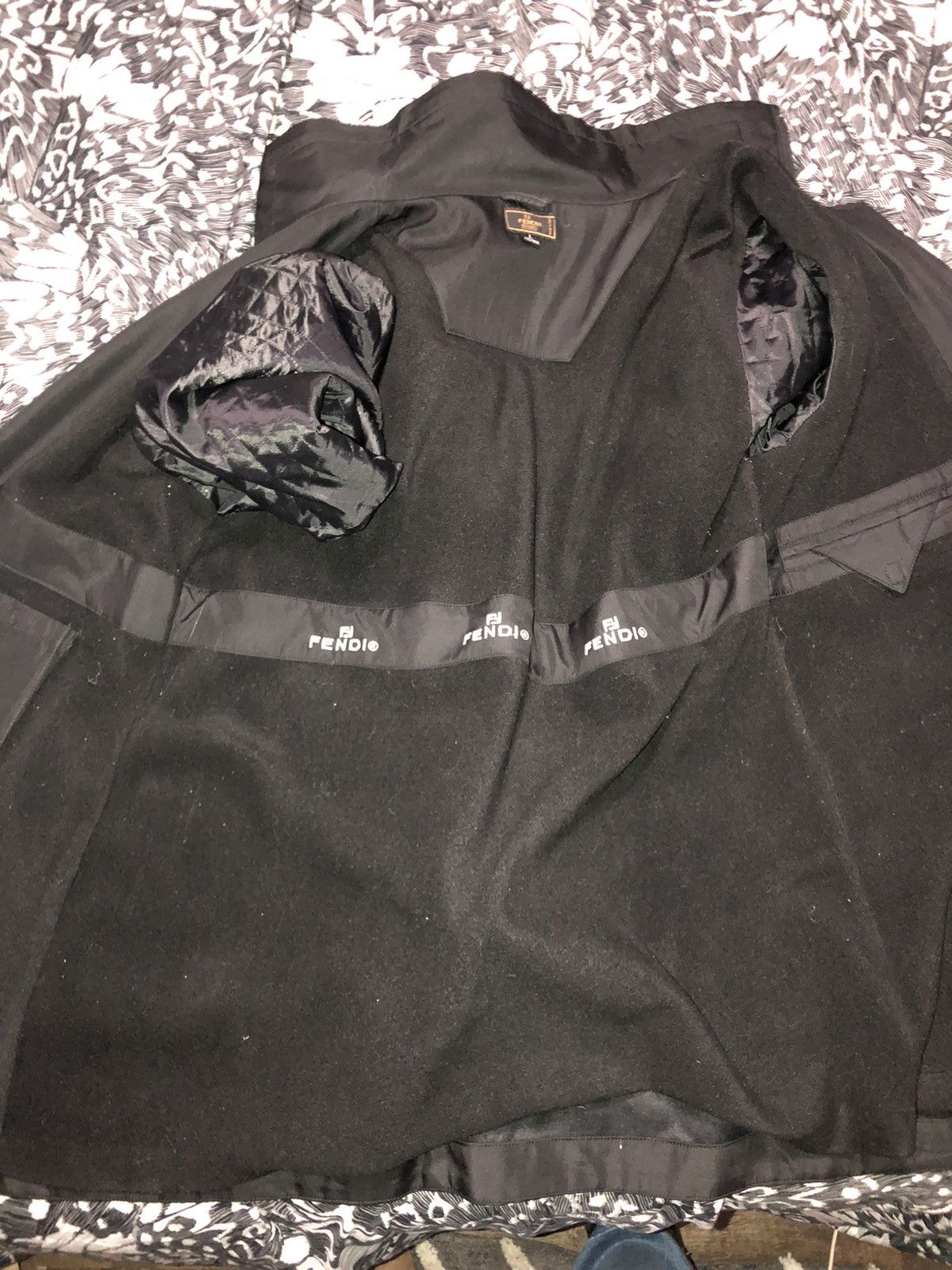 Fendi Fendi Size L / US 10 / IT 46 - 13 Thumbnail