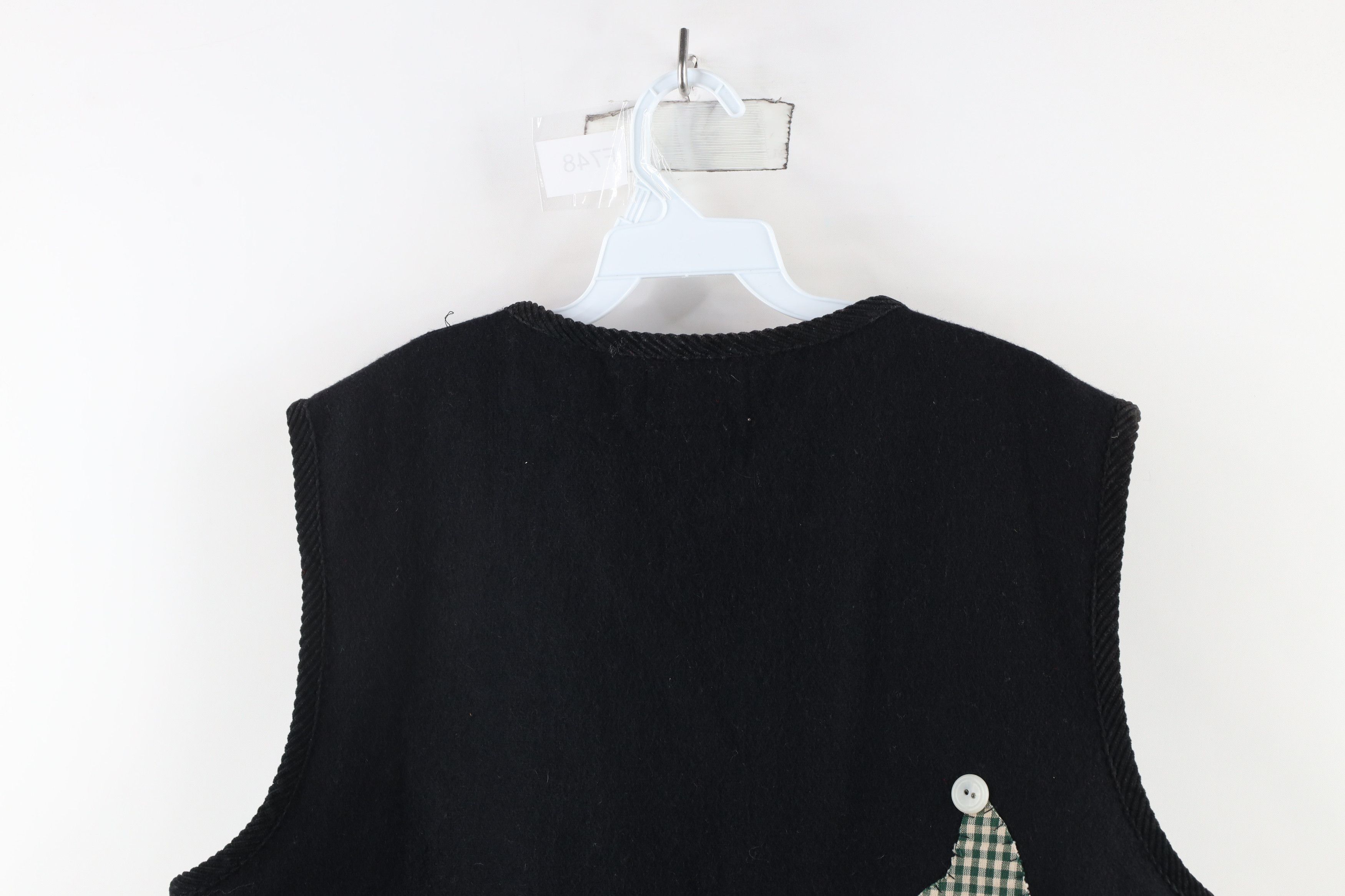 Vintage Vintage 90s Streetwear Christmas Patchwork Vest Jacket Size L / US 10 / IT 46 - 13 Thumbnail