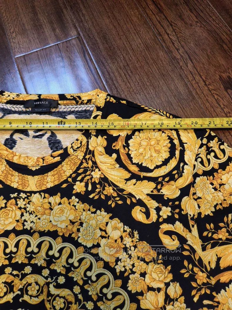 Versace Versace Classic black and gold T-shirt Size US XXL / EU 58 / 5 - 3 Thumbnail