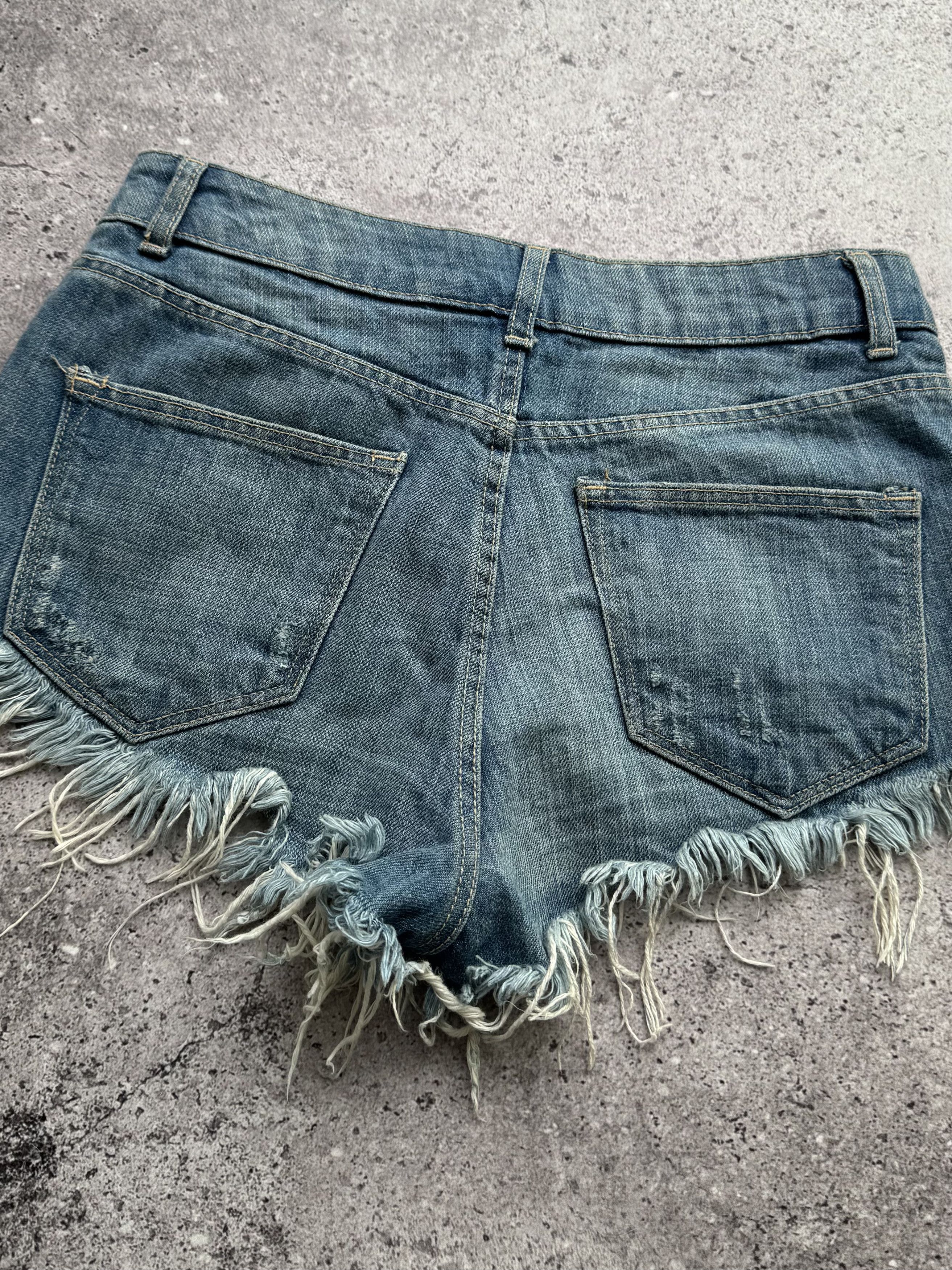 Vintage Y2K Distressed Shorts Frayed Cut Off Daisy Dukes (E8) Size 27" / US 4 / IT 40 - 5 Thumbnail