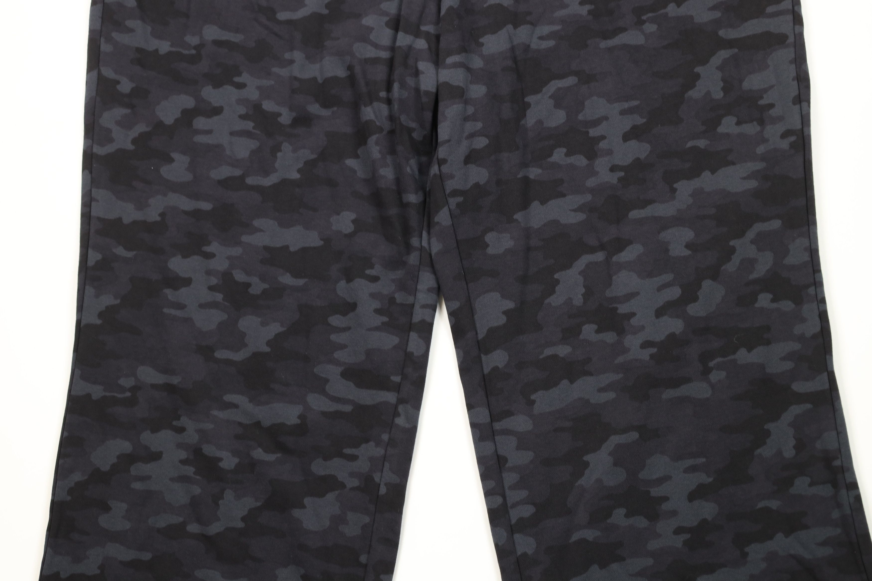 Fabletics New Fabletics Terry Cloth Wide Leg Sweatpants Camouflage Size 39" - 3 Thumbnail