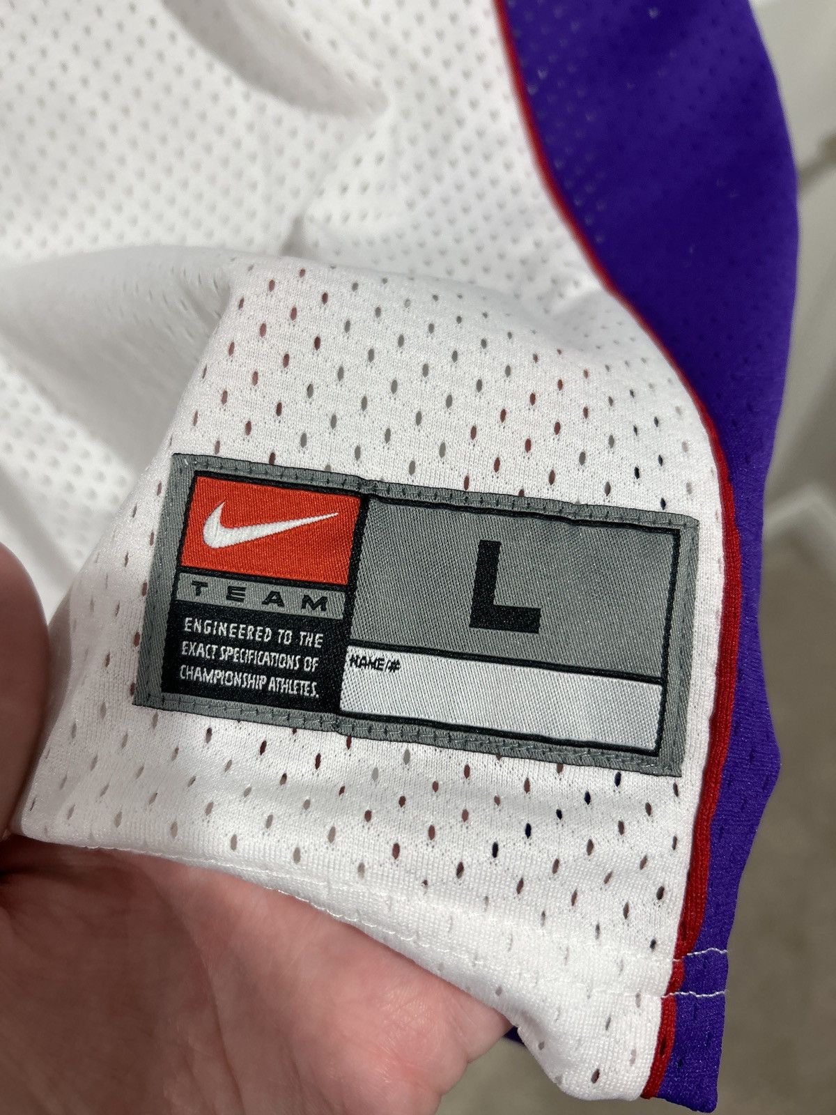 Nike Vintage Nike Raptors #15 Vince Carter Basketball Jersey Size US L / EU 52-54 / 3 - 5 Thumbnail