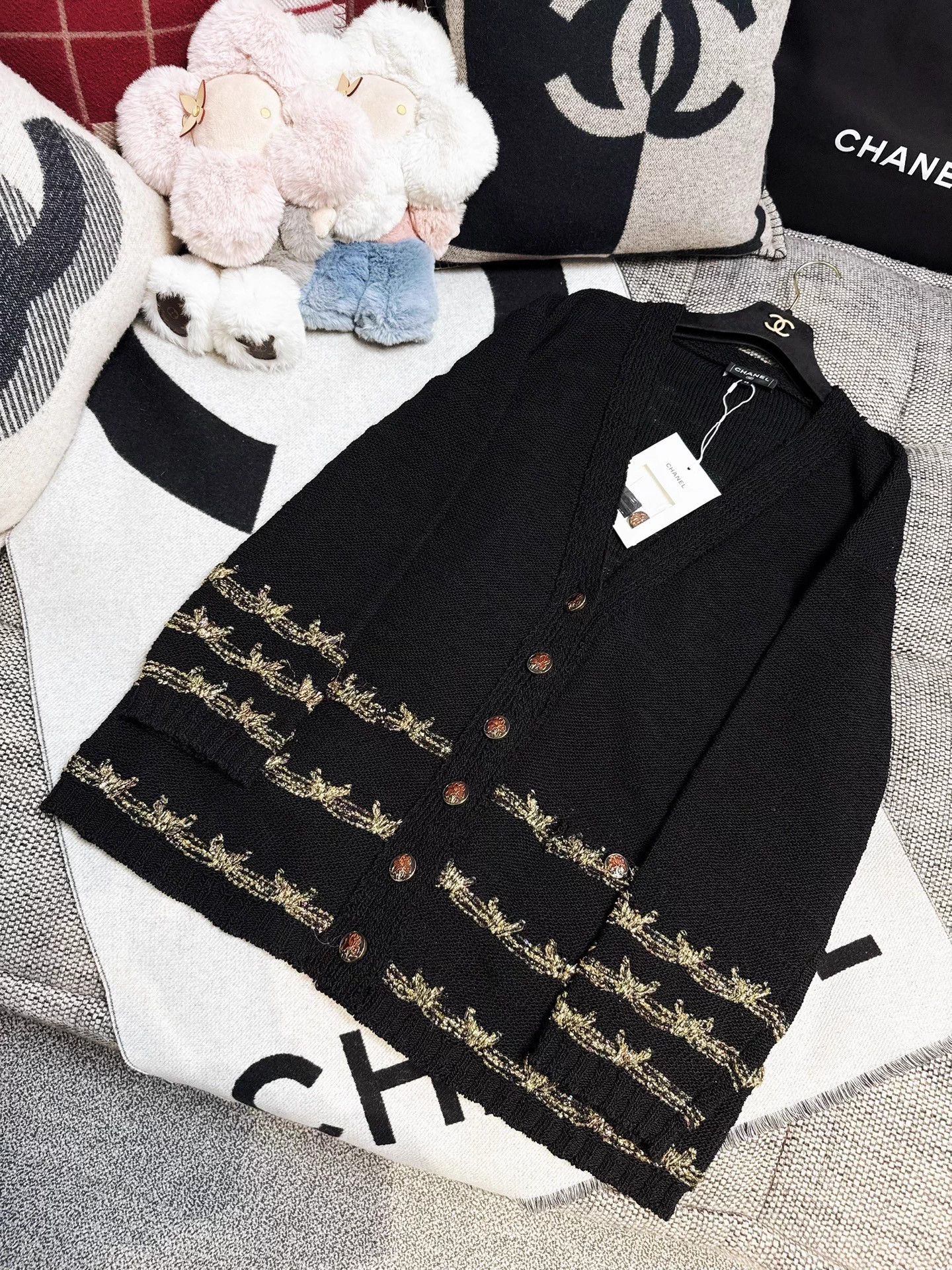 Chanel Chanel 25A Black Gold Tassel Stripe Knit Cardigan Size M / US 6-8 / IT 42-44 - 7 Thumbnail