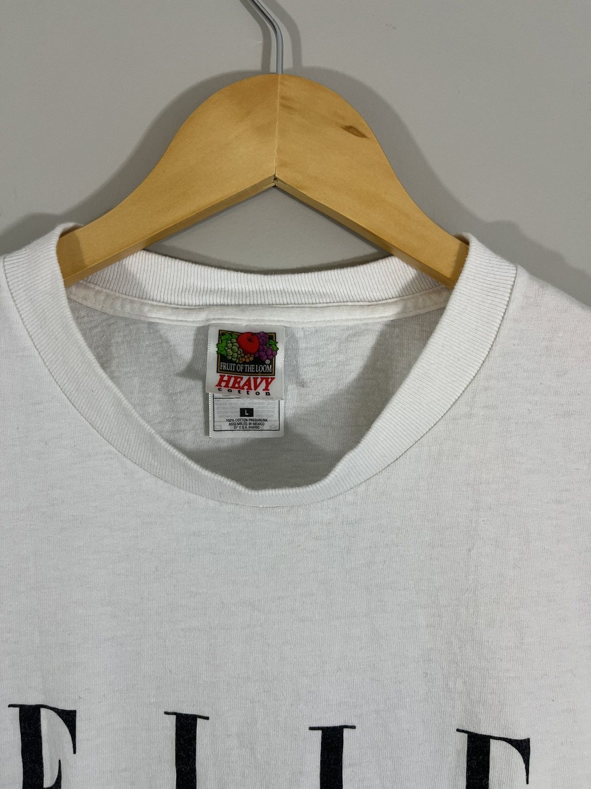 Vintage Distressed ELLE Fashion Magazine White Tee Size US L / EU 52-54 / 3 - 2 Thumbnail