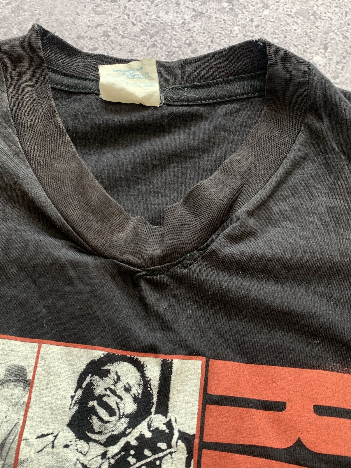 Band Tees 🔥VINTAGE U2 RATTLE AND HUM 1988 SINGLE STITCH T-SHIRT Size US S / EU 44-46 / 1 - 7 Thumbnail