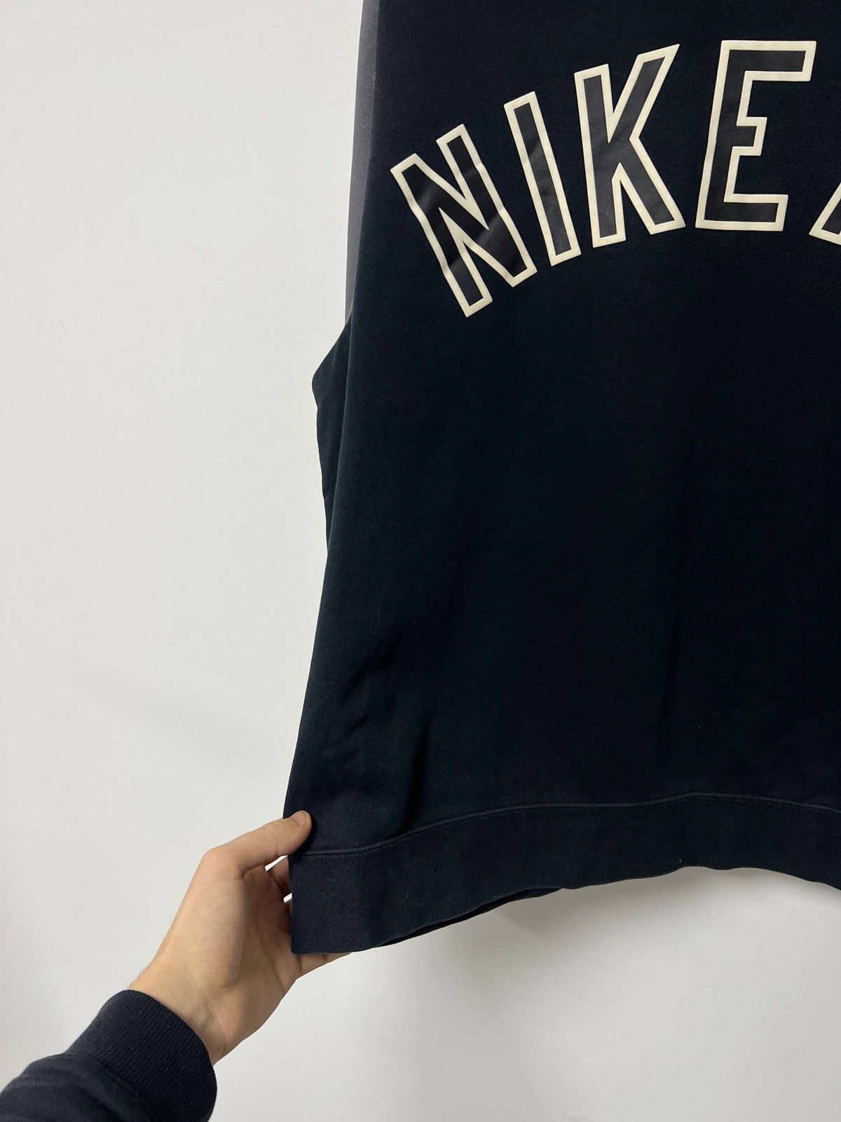 Nike Vintage Nike Air Sweatshirt Hoodie Athletic Black Mens M Size US M / EU 48-50 / 2 - 9 Thumbnail