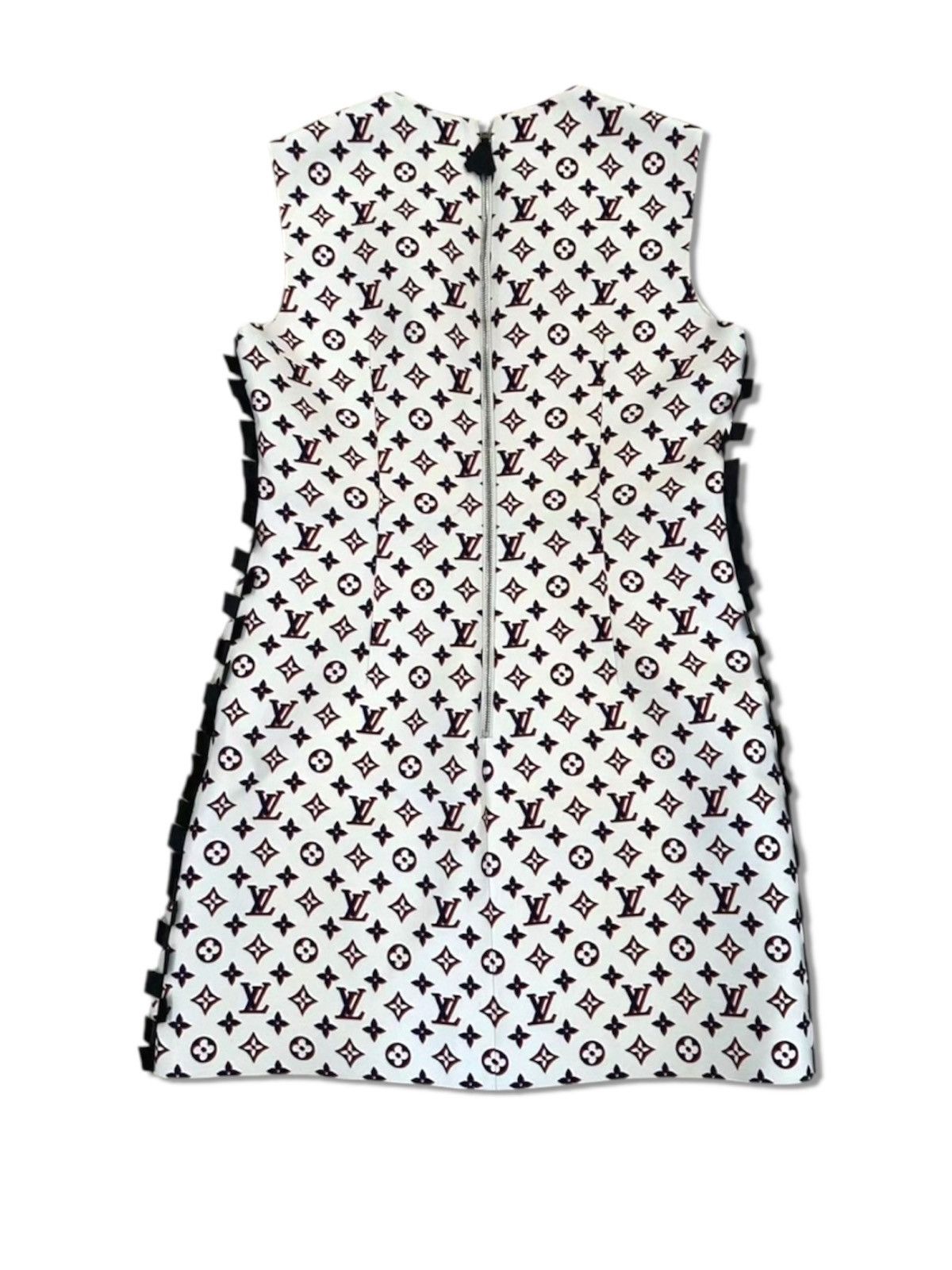 Louis Vuitton LOUIS VUITTON Pink Monogram 34 Sleeveless Casual Dress Women Size XXS / US 00 / IT 34 - 2 Thumbnail