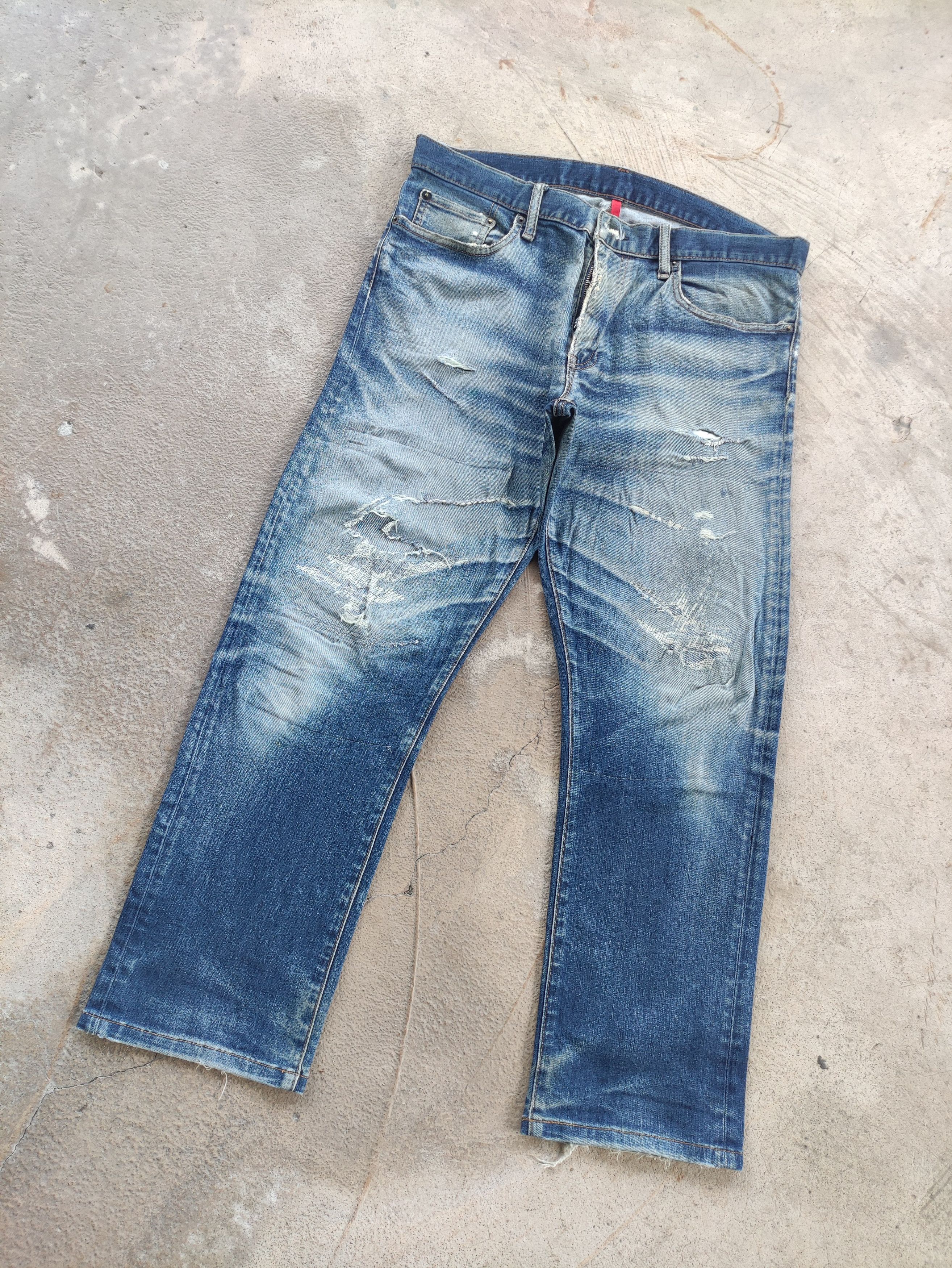 Japanese Brand Vintage Japanese Jean Distressed Faded Denim W36 Size US 36 / EU 52 - 2 Thumbnail