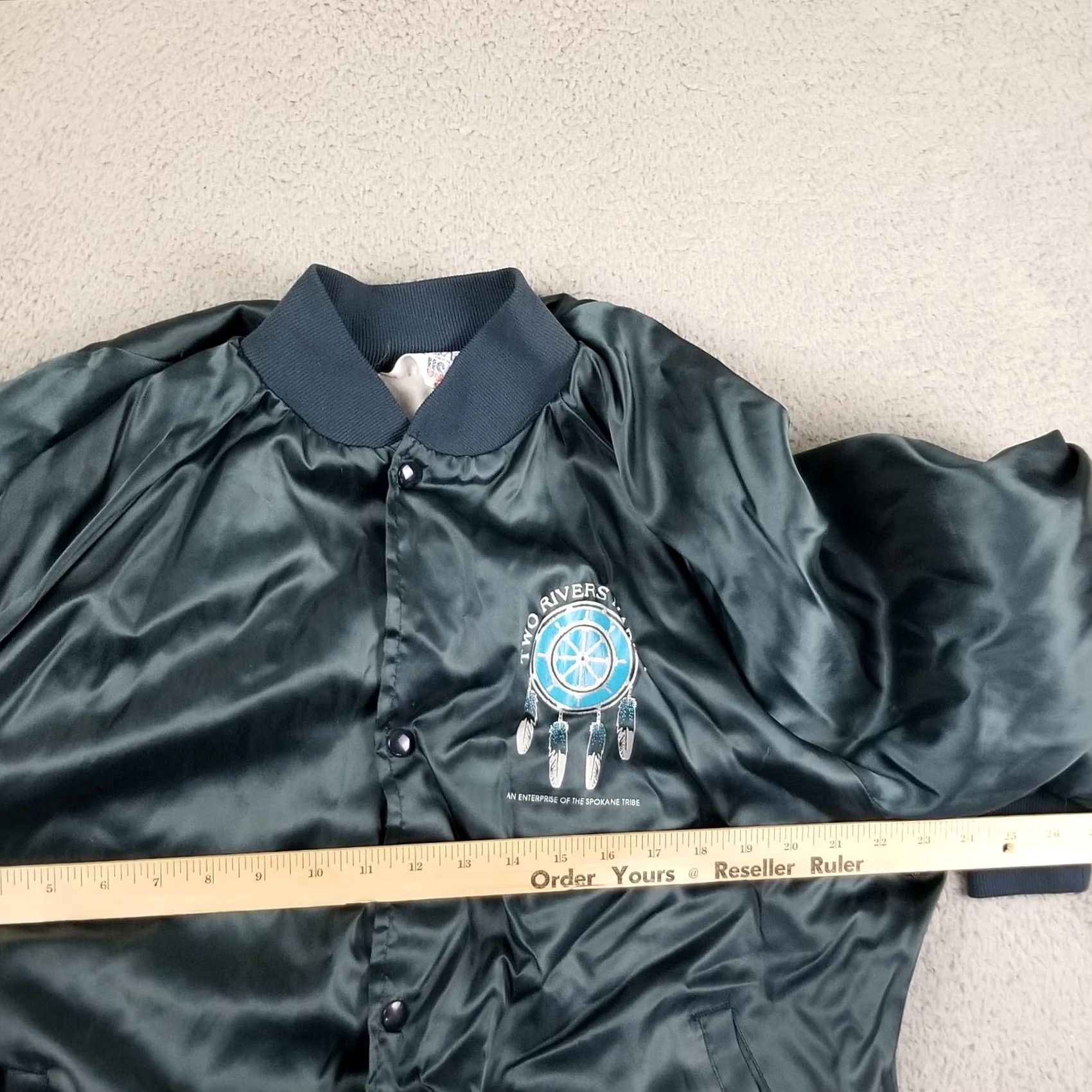 Vintage VINTAGE Tribal Satin Bomber Jacket Men XL Tribal Spokane Tribe Two Rivers Marina Boats 80s 90s Size US XL / EU 56 / 4 - 5 Thumbnail