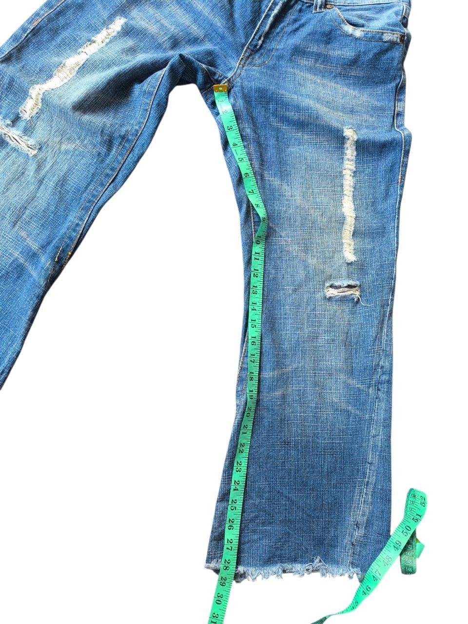 True Religion True Religion Flared Distressed Denim Size US 33 - 15 Thumbnail