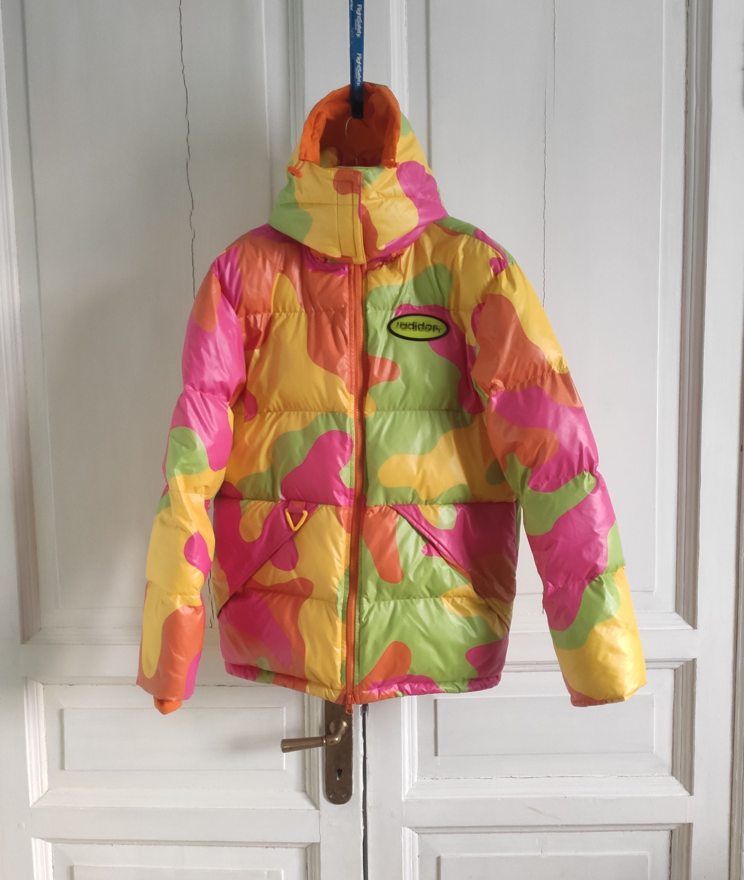 Adidas × Jeremy Scott Neon Camouflage puffer.Like Vetements or Balenciaga Size L / US 10 / IT 46 - 4 Thumbnail