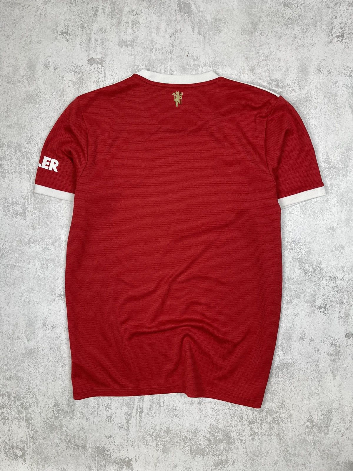 Adidas 21/22 Man United Home Jersey | AEROREADY Tech Kit Red Size US L / EU 52-54 / 3 - 9 Thumbnail