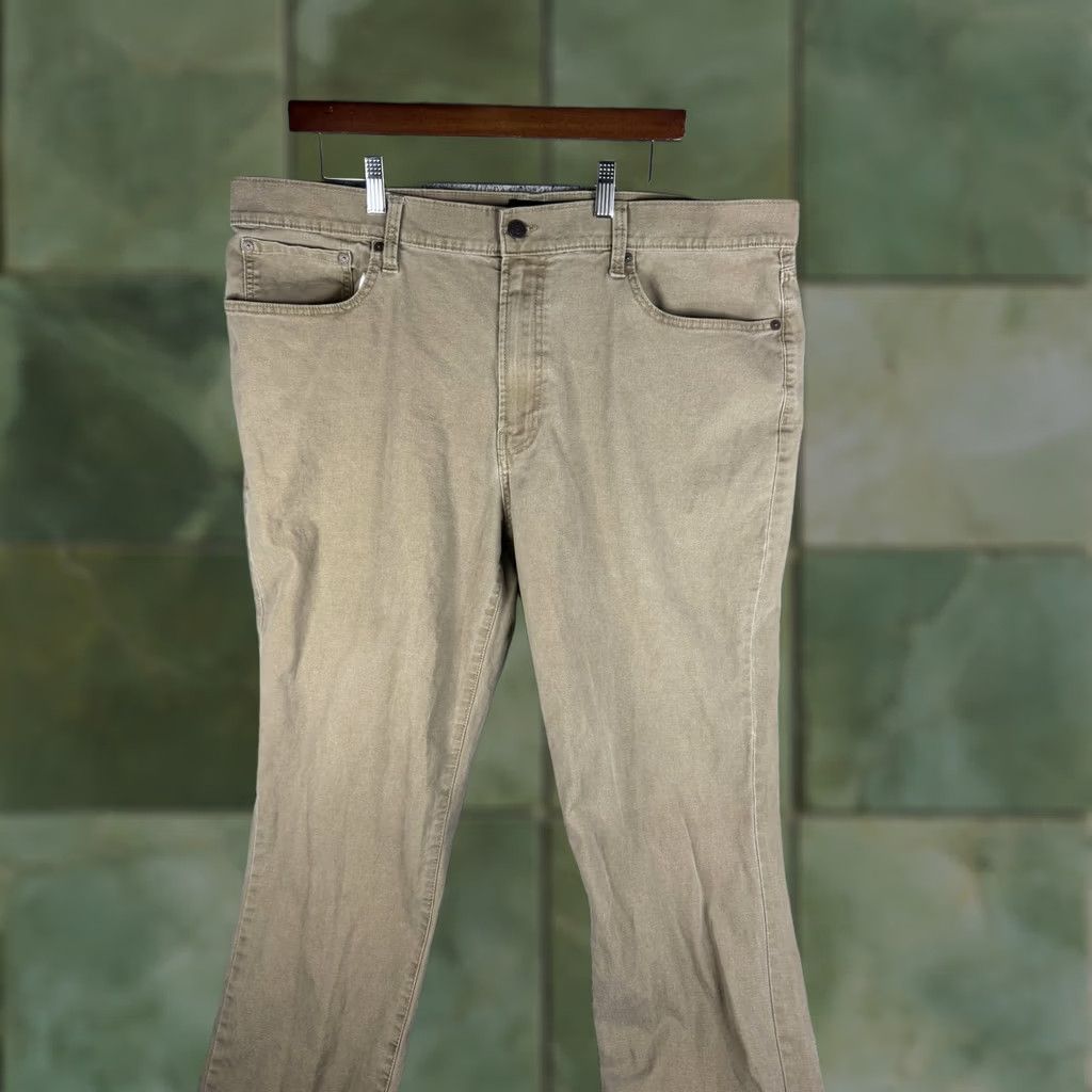 Lucky Brand Lucky Brand Jeans Mens 40x32 Jeans Straight W40 L32 Beige 223 Straight Five-Pocket Denim Pants Size US 40 / EU 56 - 1 Thumbnail