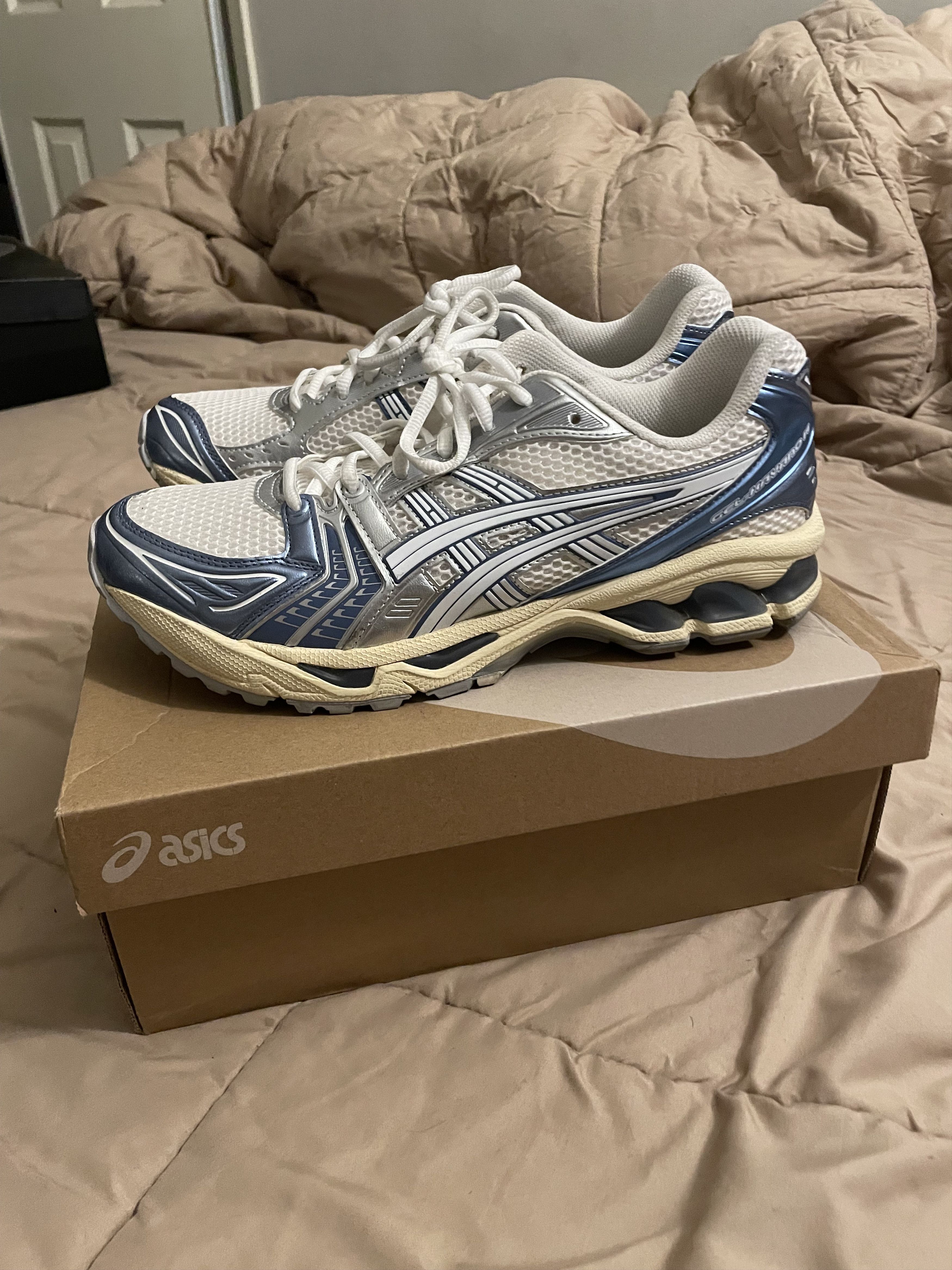 Asics Gel-Kayano 14 