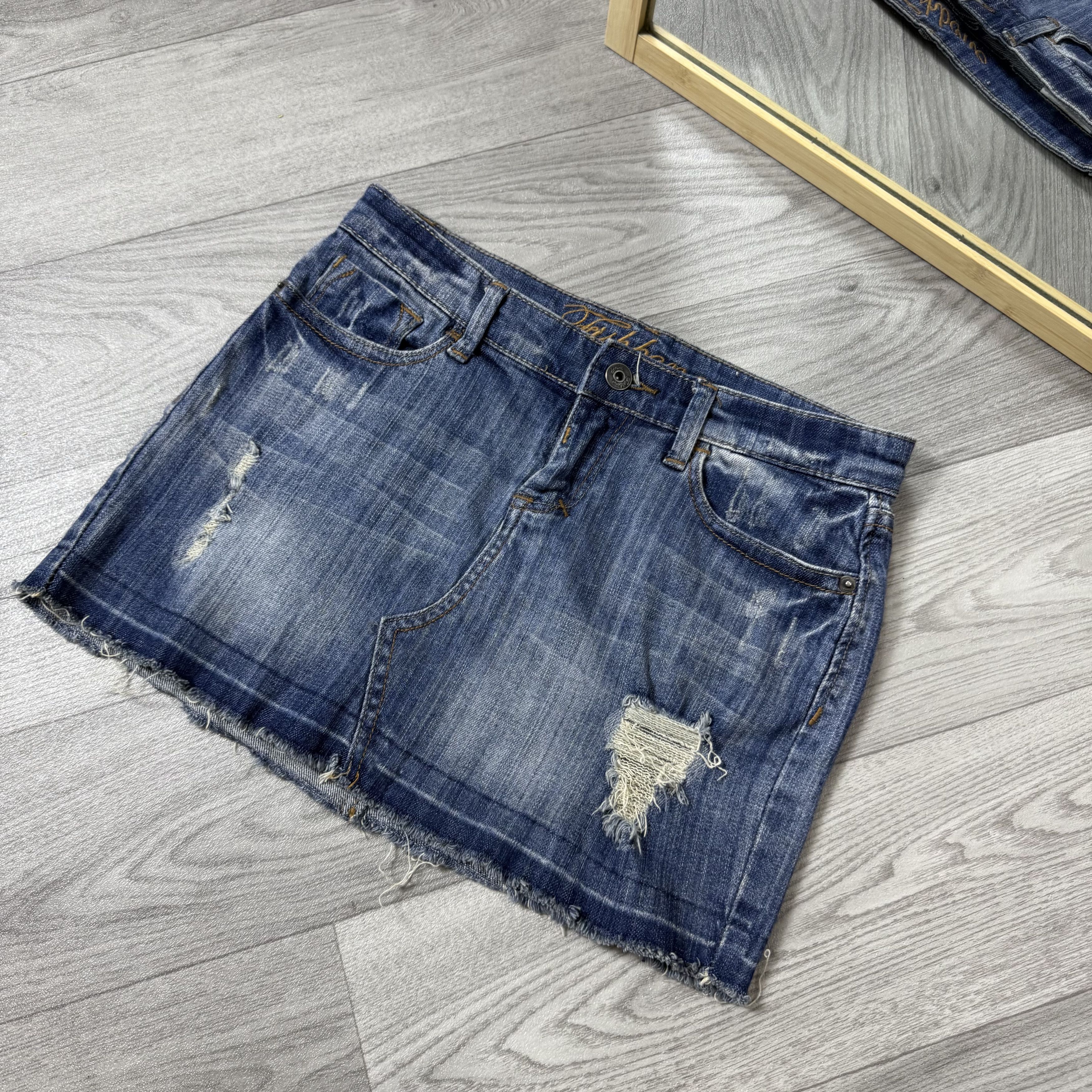 Vintage Vintage Fishbone Y2K Denim Faded Low Rise Blue Mini Skirt XS Size 24" / US 00 / IT 34 - 5 Thumbnail