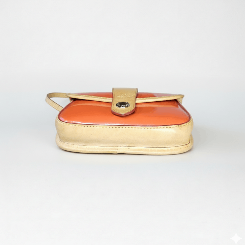 Dooney & Bourke Dooney & Bourke 6x4x1" Wristlet Vintage Wallet Purse Patent Size ONE SIZE - 5 Thumbnail