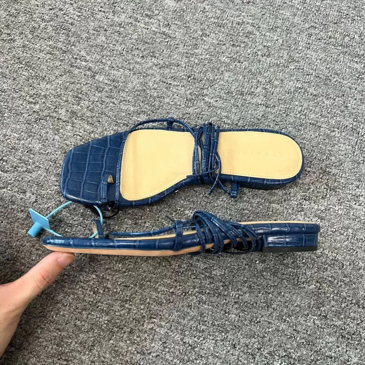 Other Studio Amelia Flat Strappy Roman Sandals. Size US 7 / IT 37 - 5 Thumbnail
