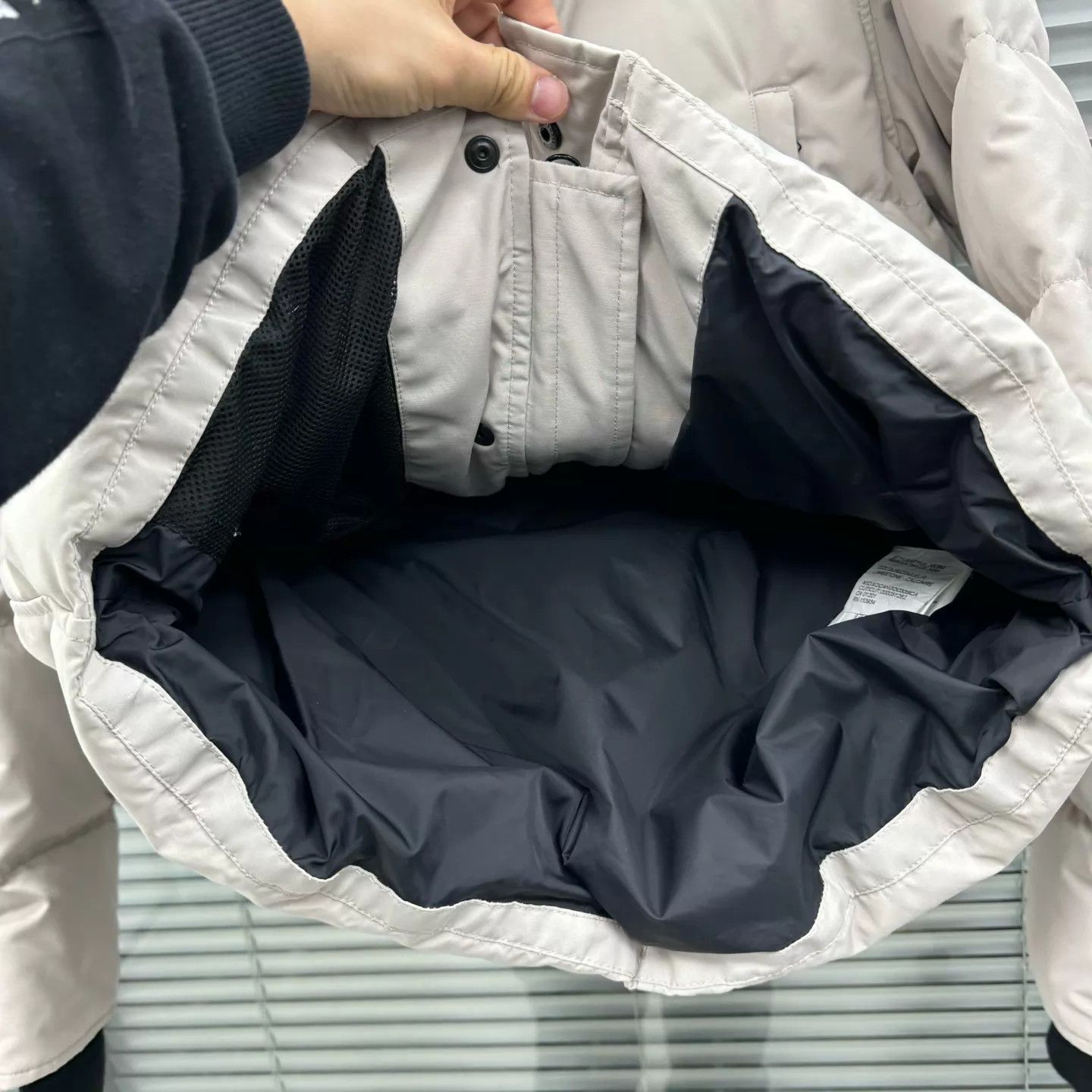 Canada Goose Canada Goose Wyndham Stone Gray M 99 New Size US M / EU 48-50 / 2 - 7 Thumbnail