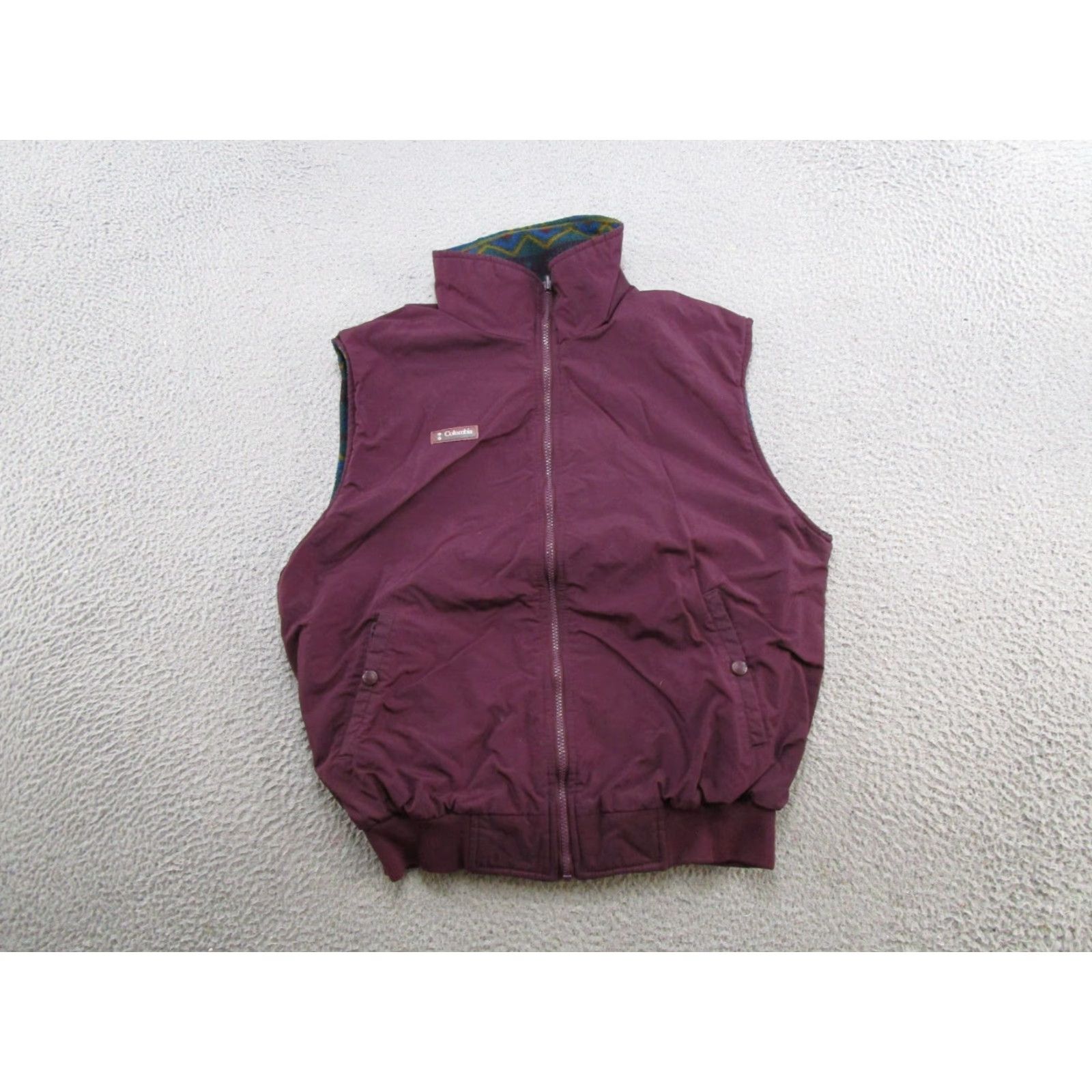 Vintage VINTAGE Columbia Reversible Vest Geometric Aztec Print Size M Green 90s Read Size US M / EU 48-50 / 2 - 7 Thumbnail